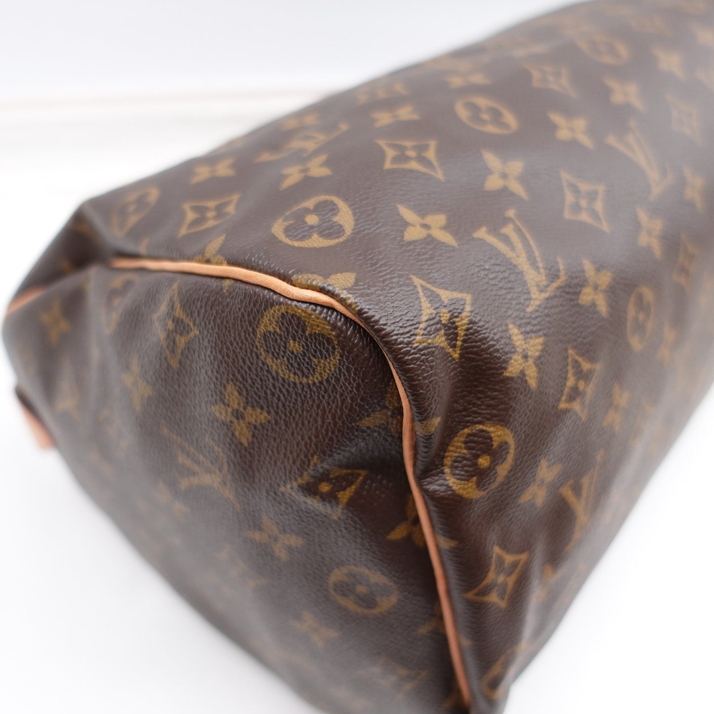 Pre-owned Louis Vuitton Speedy 35 Monogram Coated Canvas Top Handle Bag