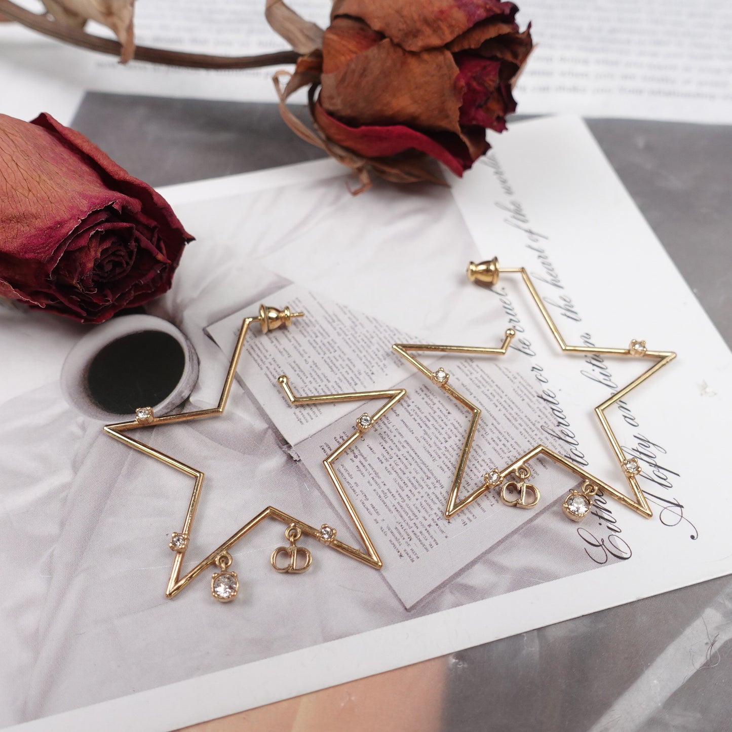 Pre-Owned Dior Gold Star Hoop Earrings