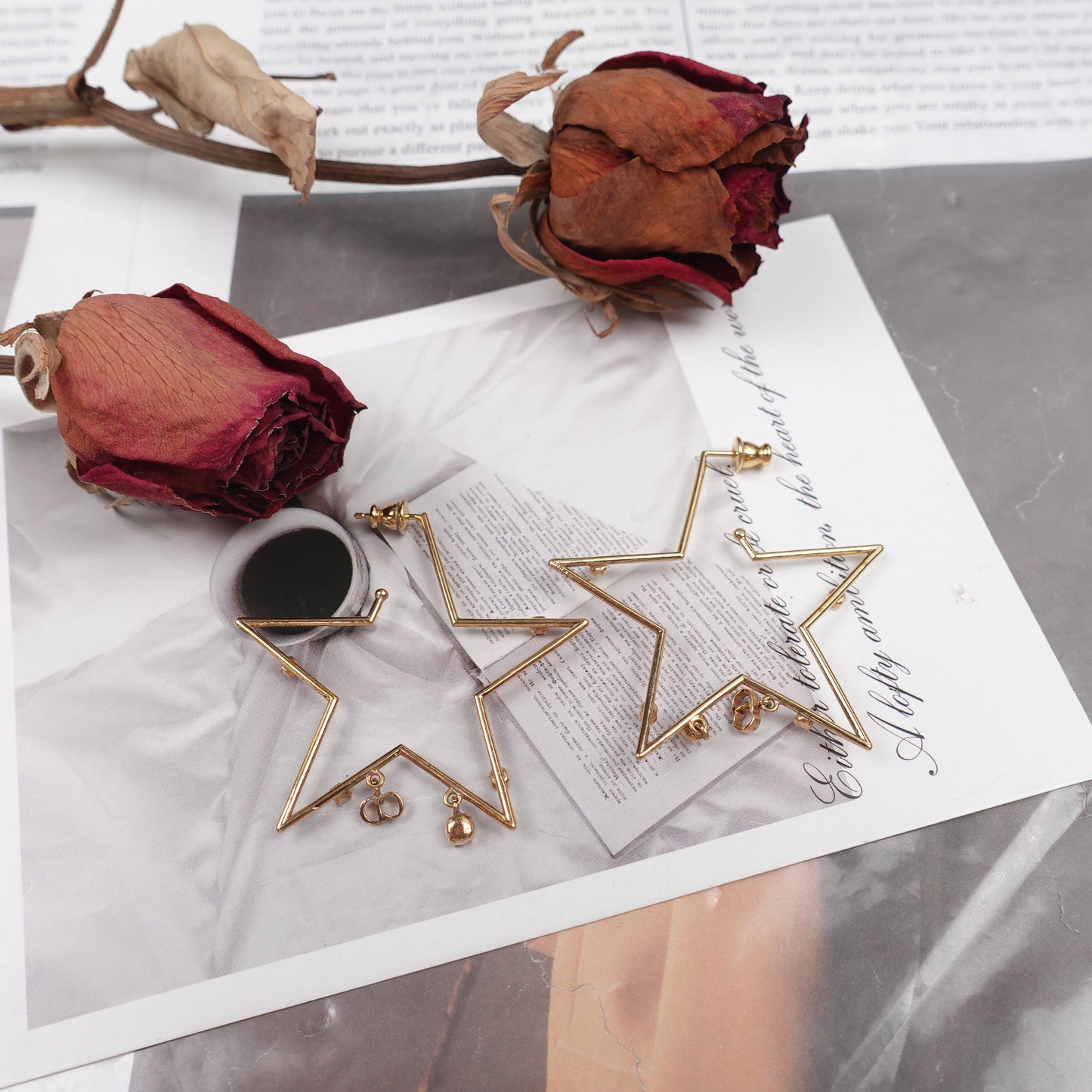 Pre-Owned Dior Gold Star Hoop Earrings