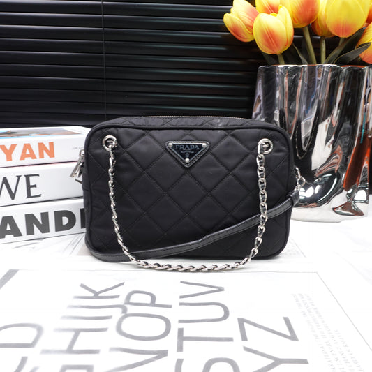 Pre-owned Prada Camera Black Nylon Shoulder Bag