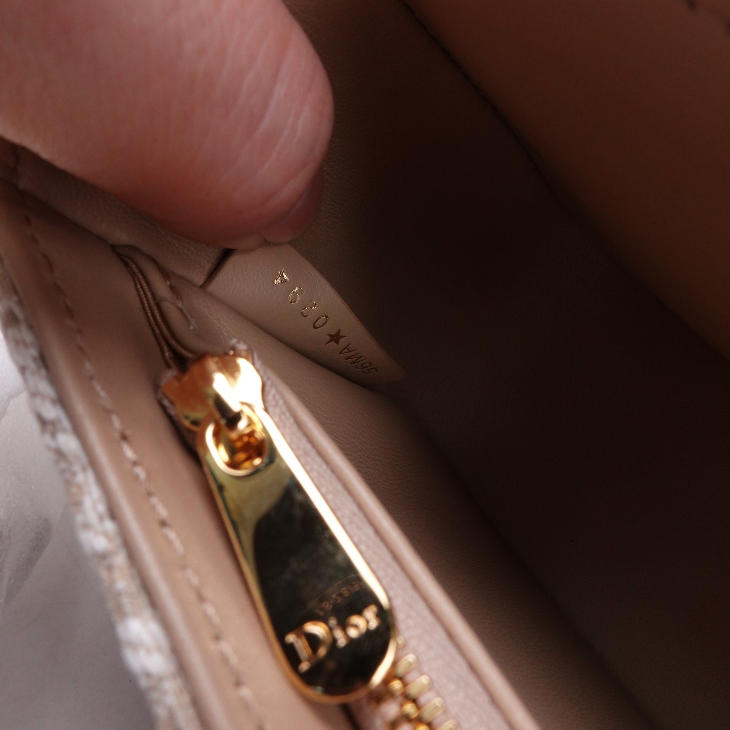 Pre-owned Dior Montaigne Avenue East-West Beige Canvas Shoulder Bag