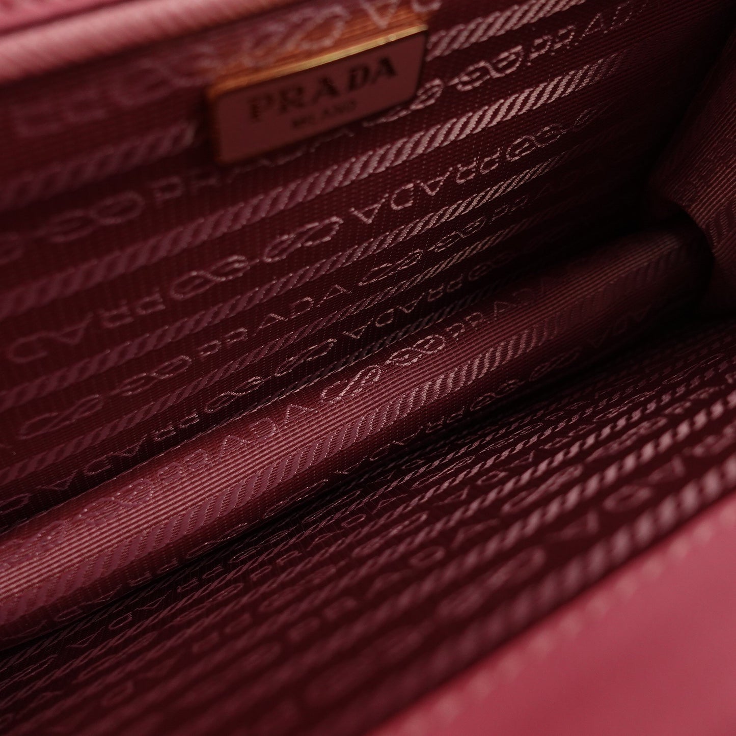 Pre-owned Prada Pink Calfskin Shoulder Bag