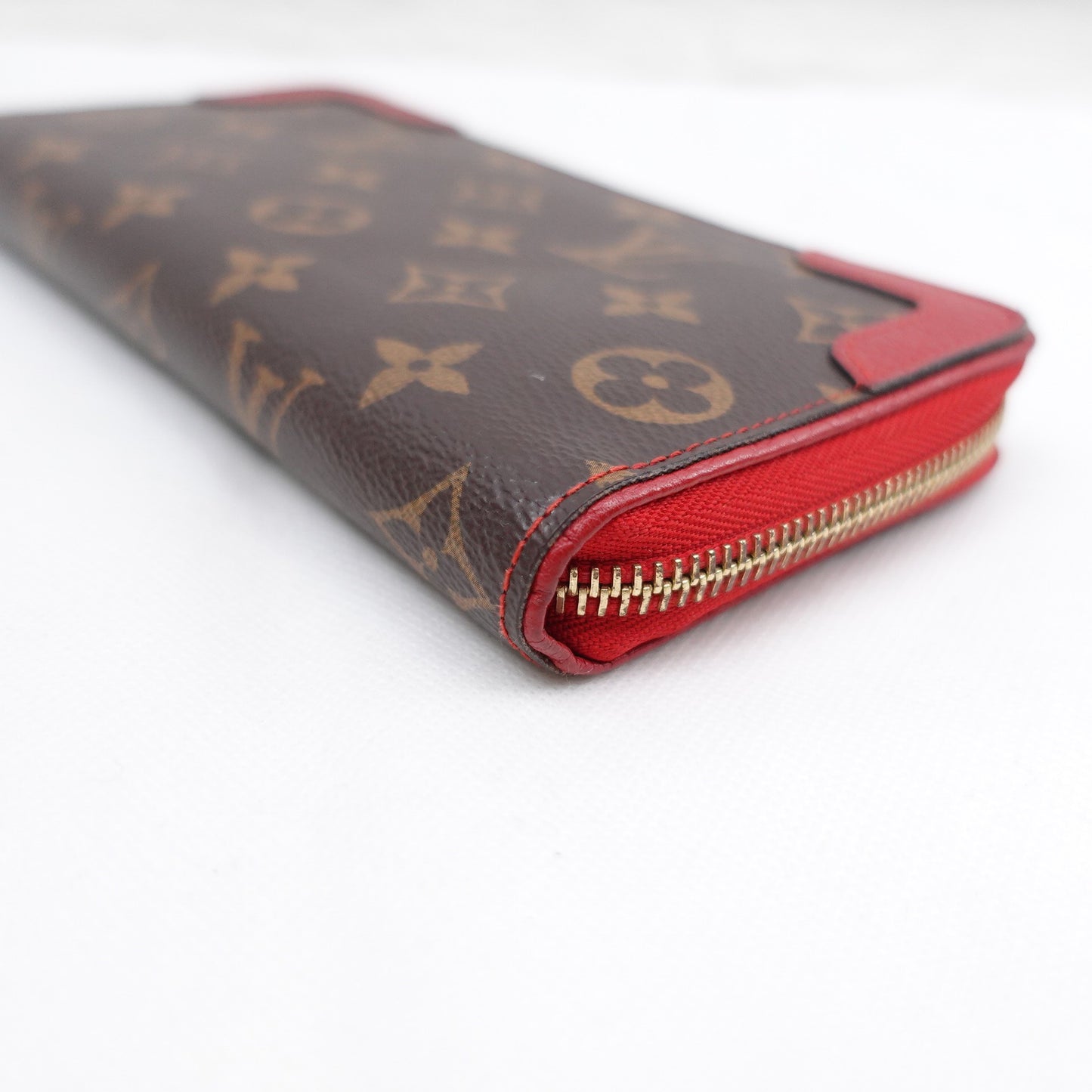Pre-owned Louis Vuitton Retiro Monogram Coated Canvas Wallet T10314123