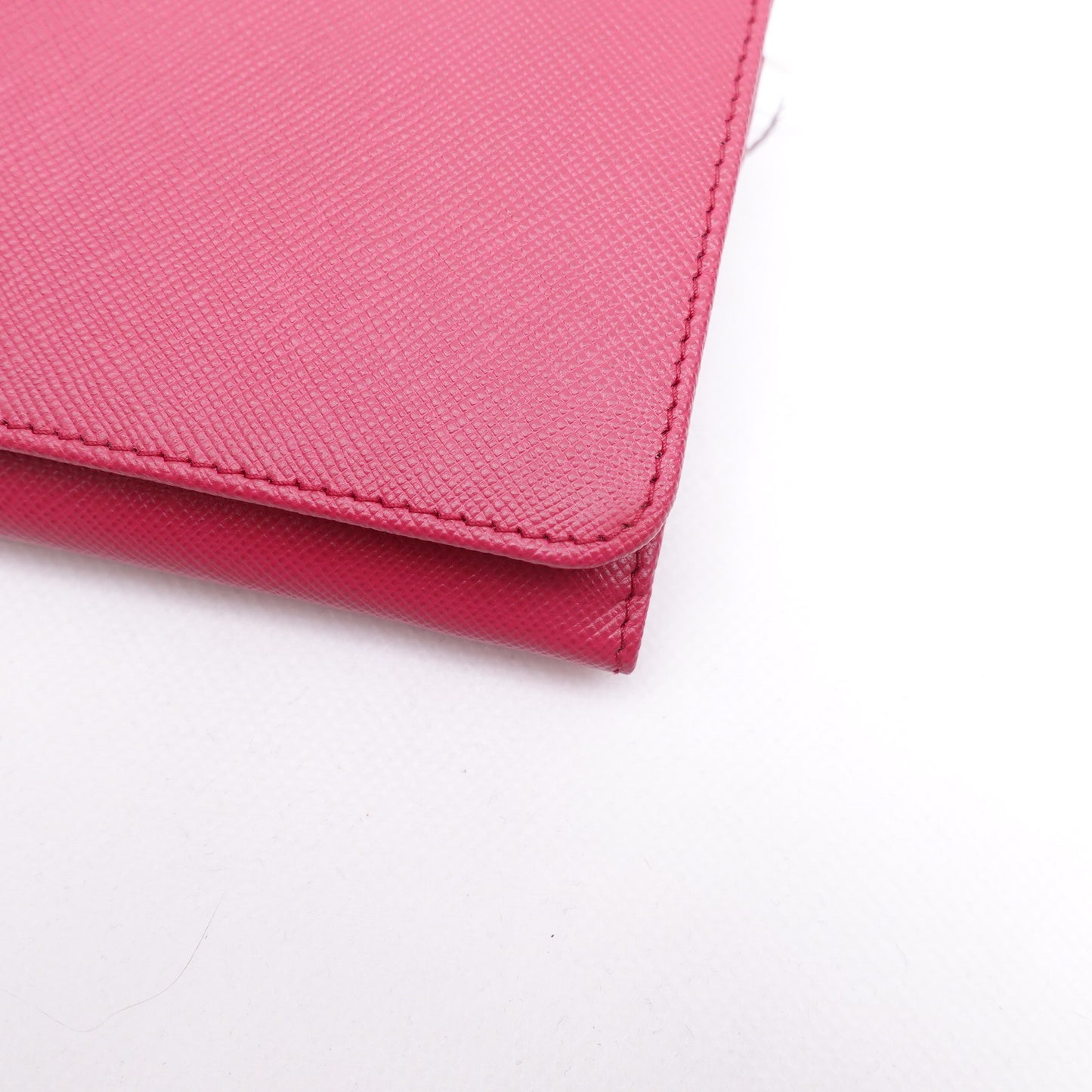 Pre-owned Prada Safiano Pink Calfskin Long Wallet