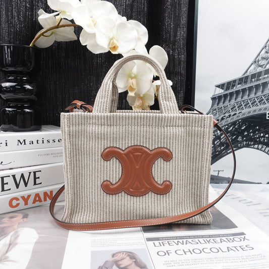 Pre-owned Celine Cabas Thais Beige Canvas Shoulder Bag