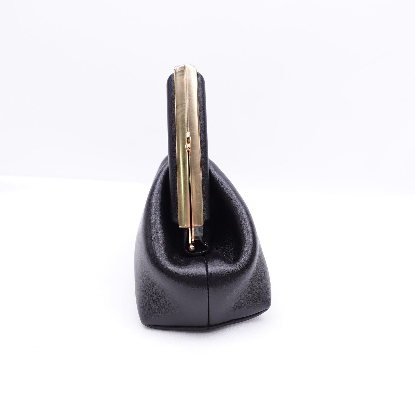 Pre-owned Fendi First Black Lambskin Shoulder Bag T10313756