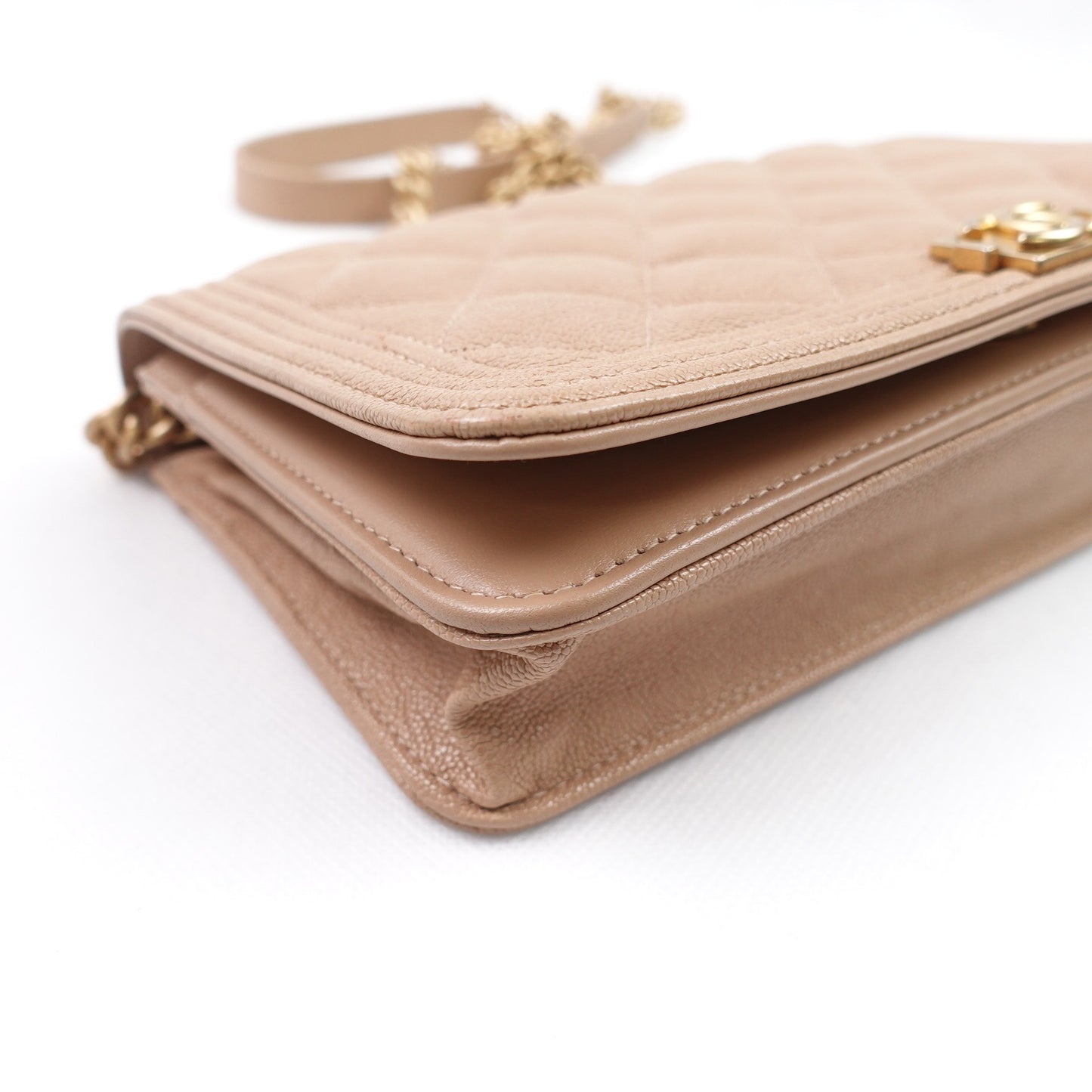 Pre-owned Chanel Beige Calfskin Shoulder Bag