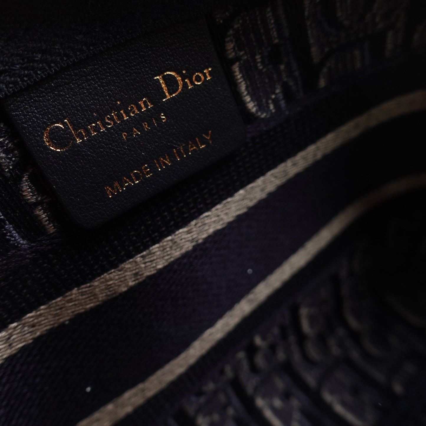 Pre-owned Dior Blue Velvet Clutch