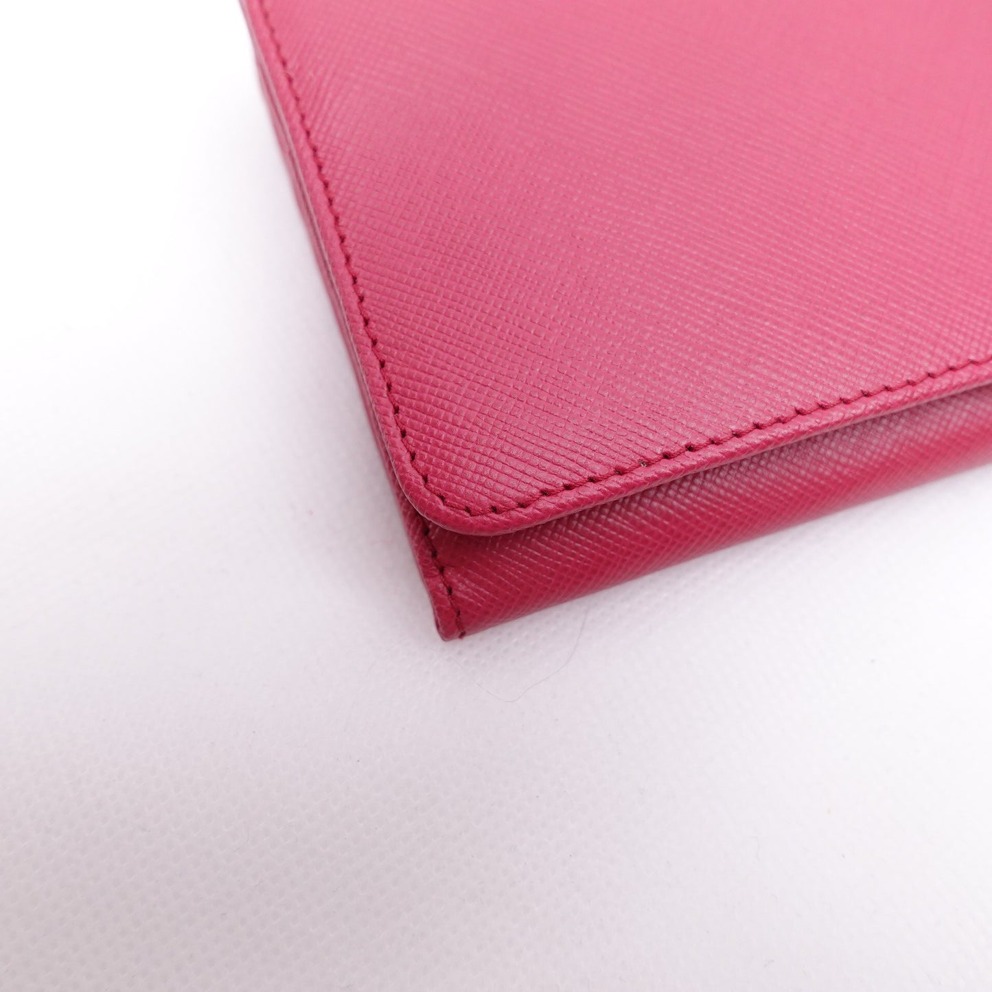 Pre-owned Prada Safiano Pink Calfskin Long Wallet