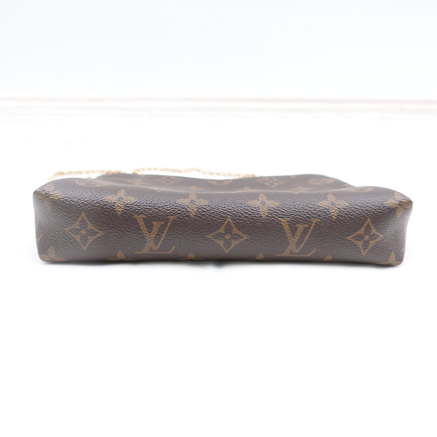 Pre-Owned Louis Vuitton Pallas Clutch Monogram Coated Canvas Shoulder Bag T10299445