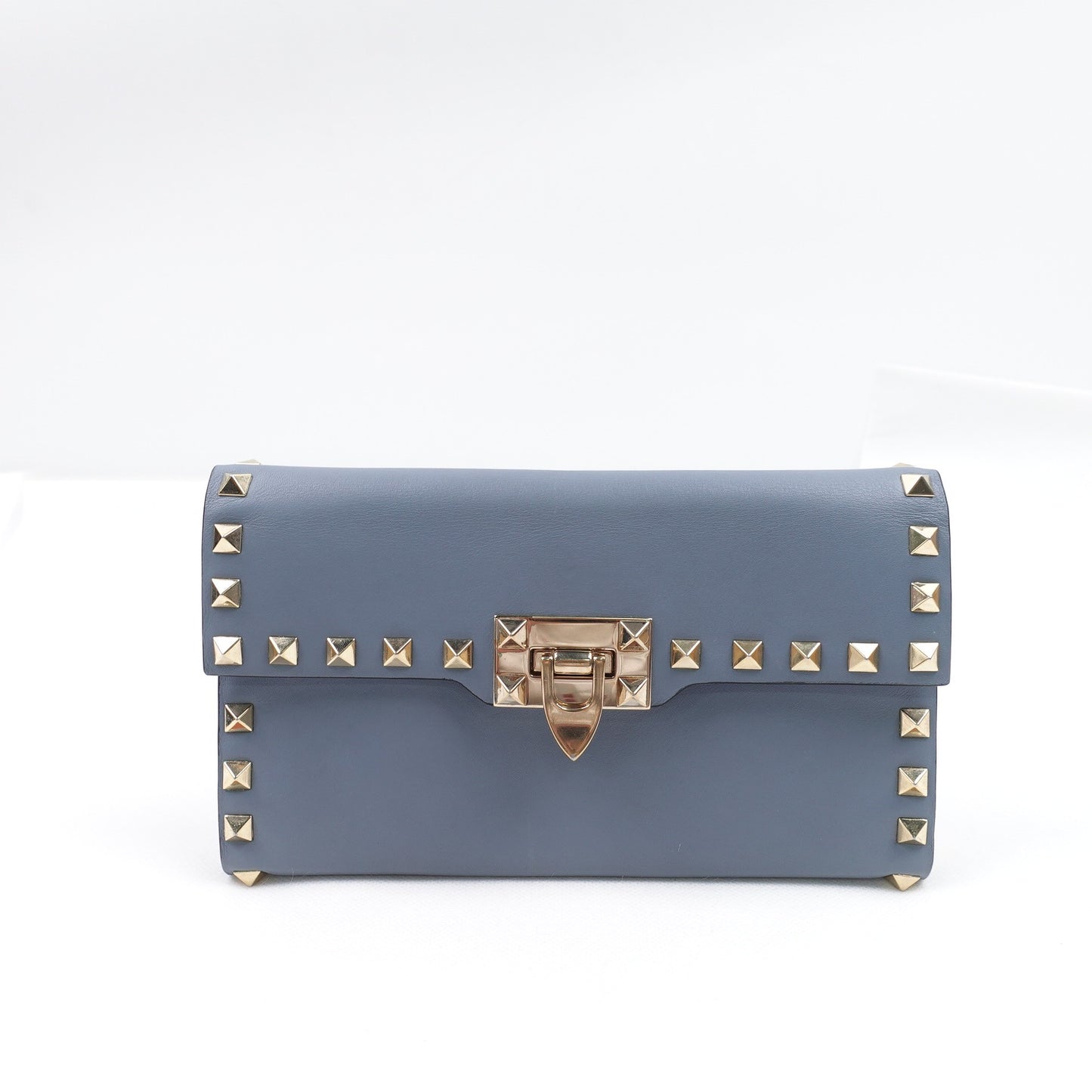 Pre-owned Valentino Blue Calfskin Wallet T10314471