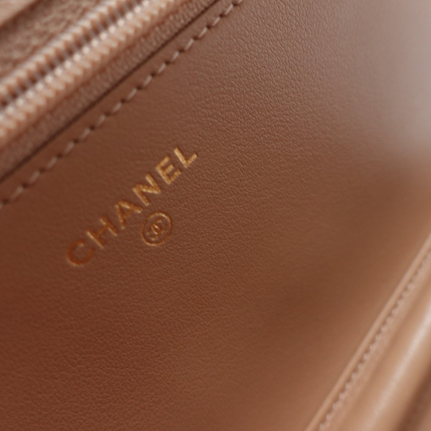 Pre-owned Chanel Beige Calfskin Shoulder Bag