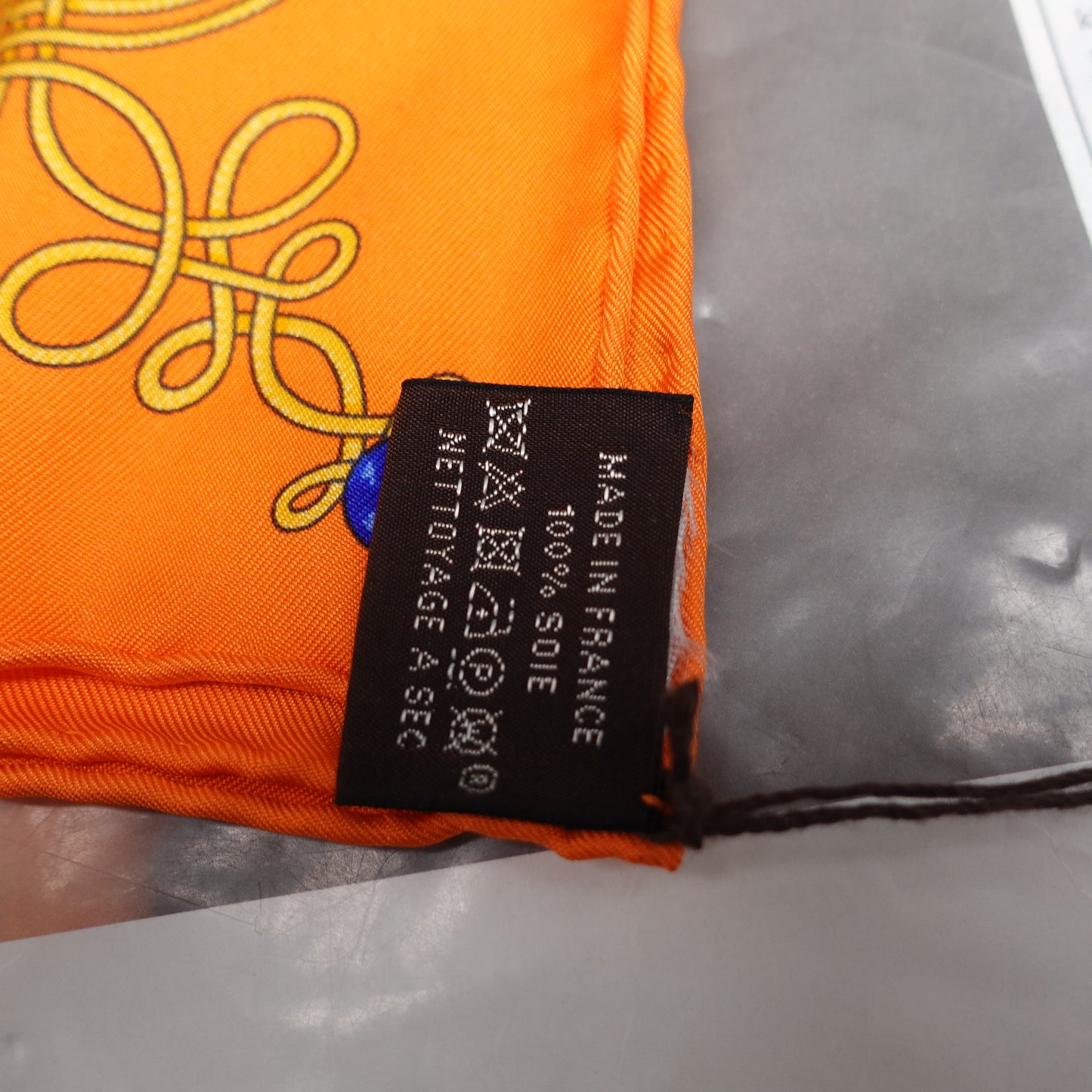 Pre-Owned Hermes Orange Square Silk Scarf