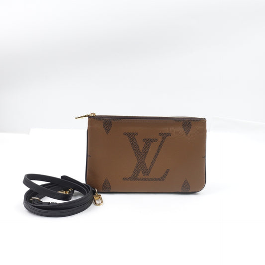Pre-owned Louis Vuitton Pochette Double Zip Monogram Coated Canvas Shoulder Bag T10298455