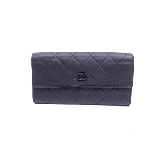 Pre-owned Chanel Black Calfskin Long Wallet