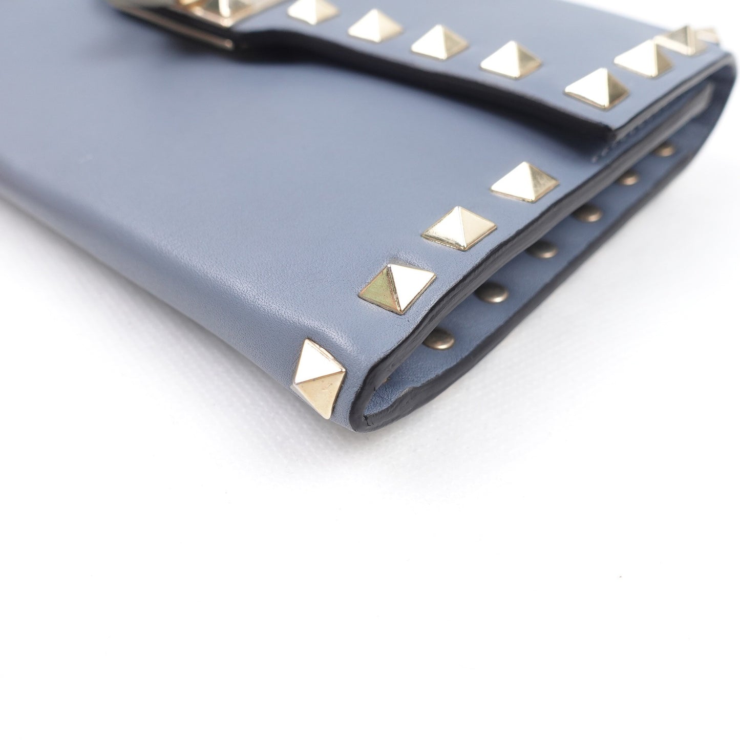 Pre-owned Valentino Blue Calfskin Wallet T10314471