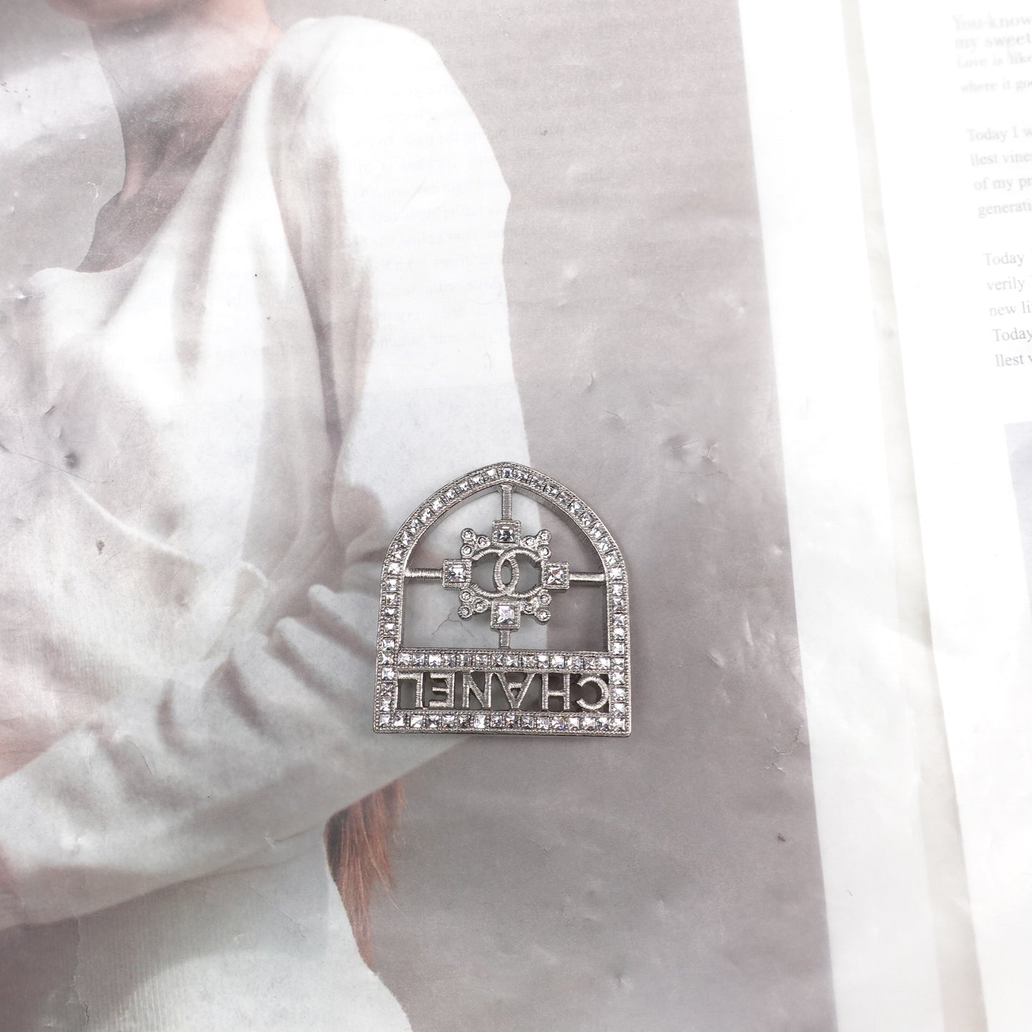 [Deal] Pre-owned Chanel Brooches