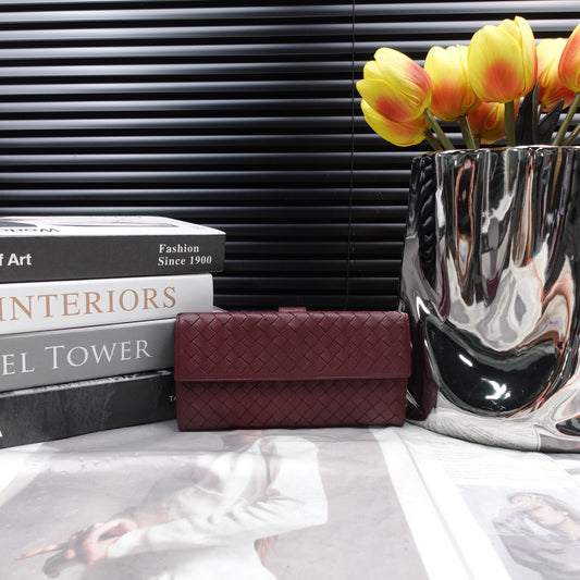 Pre-owned Bottega Burgundy Calfskin Long Wallet