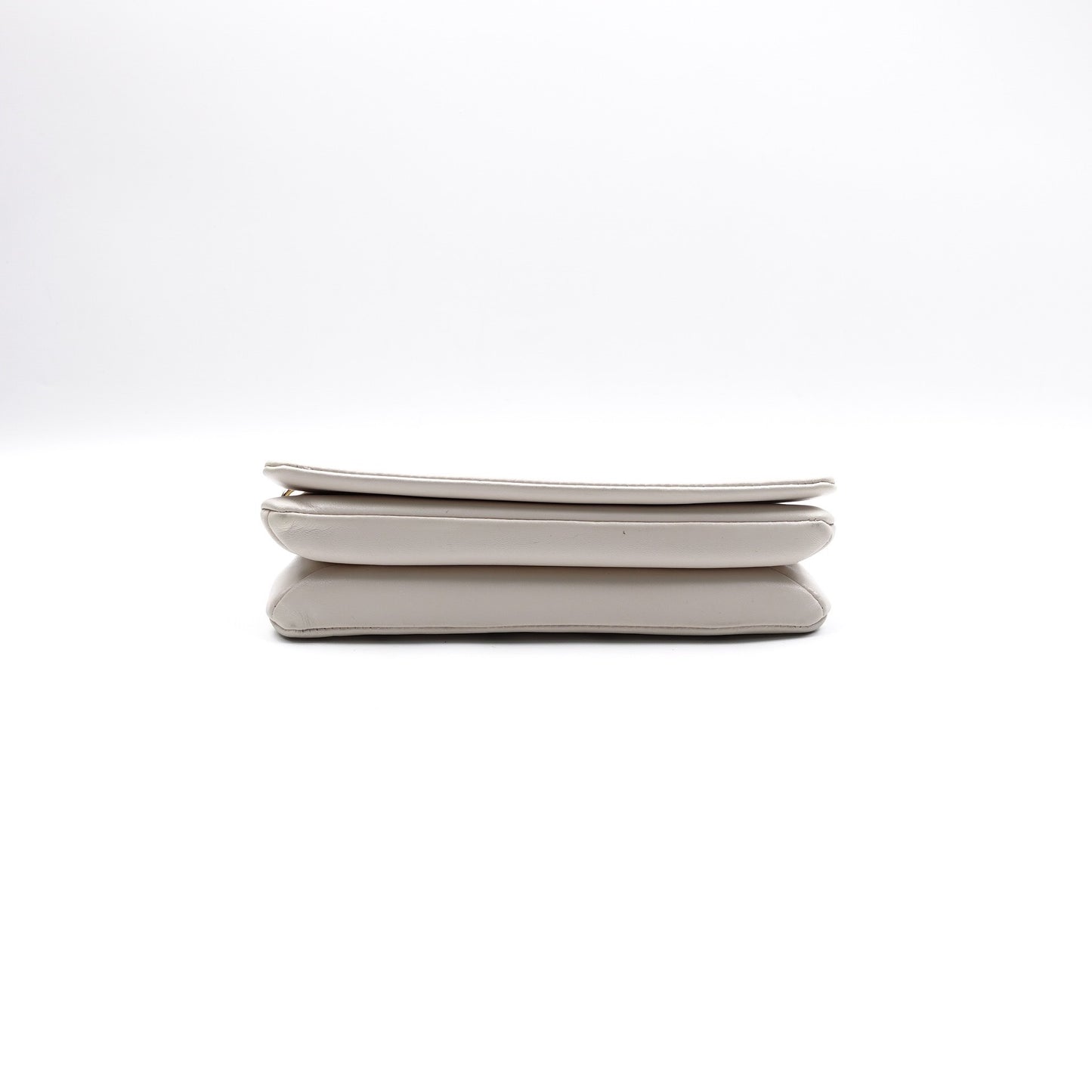 Pre-owned Louis Vuitton Pochette Coussin White Lambskin Shoulder Bag