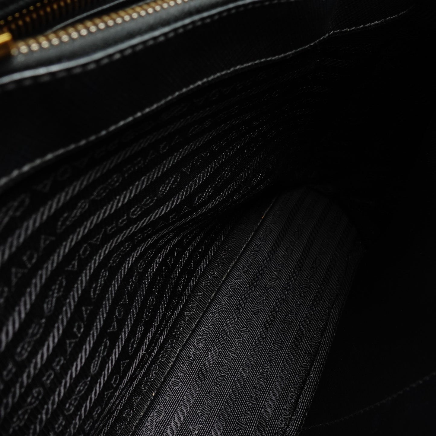 Pre-owned Prada Saffiano Lux Promenade Medium Black Calfskin Shoudler Bag