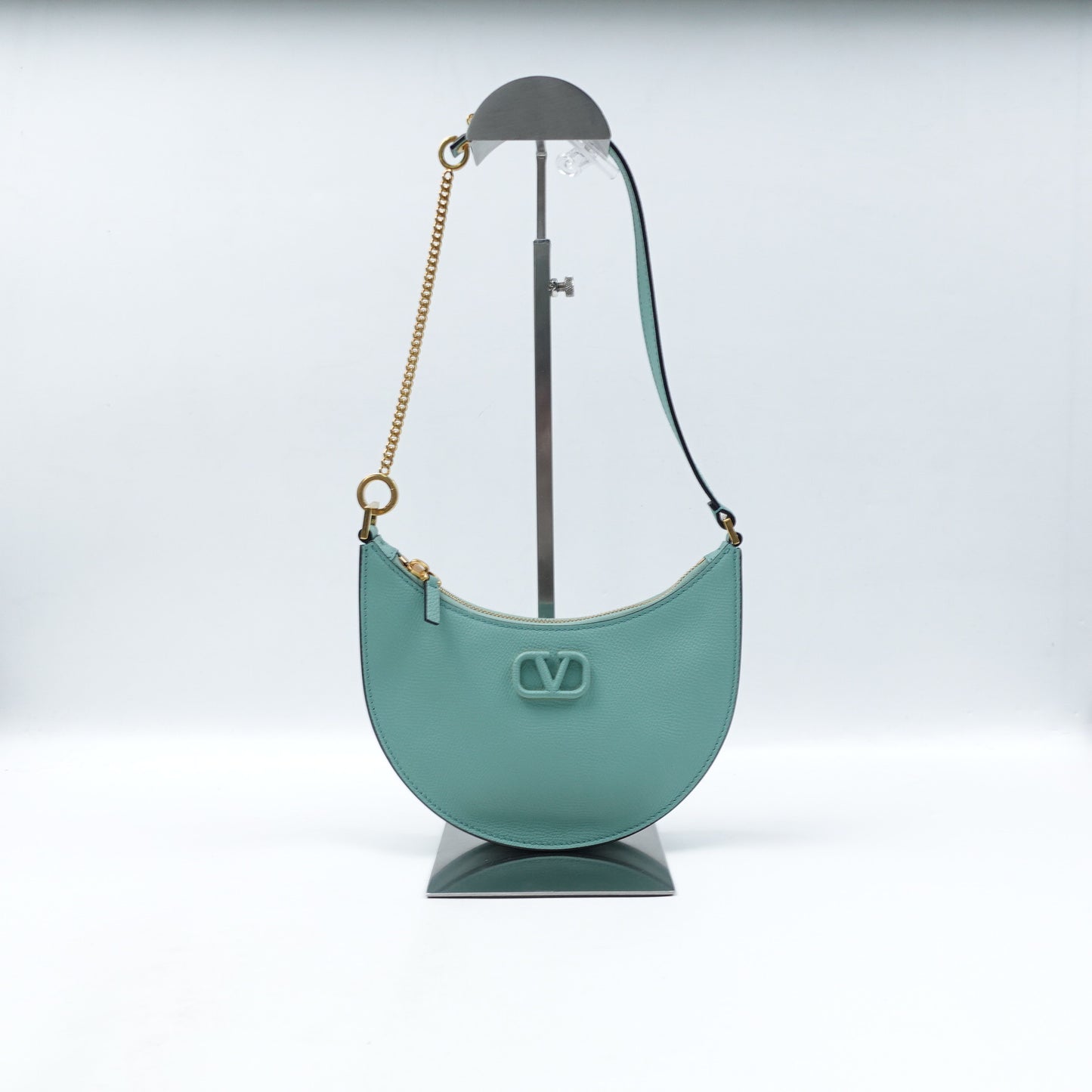 Pre-Owned Valentino Vlogo Signature Hobo Green Calfskin Shoulder Bag