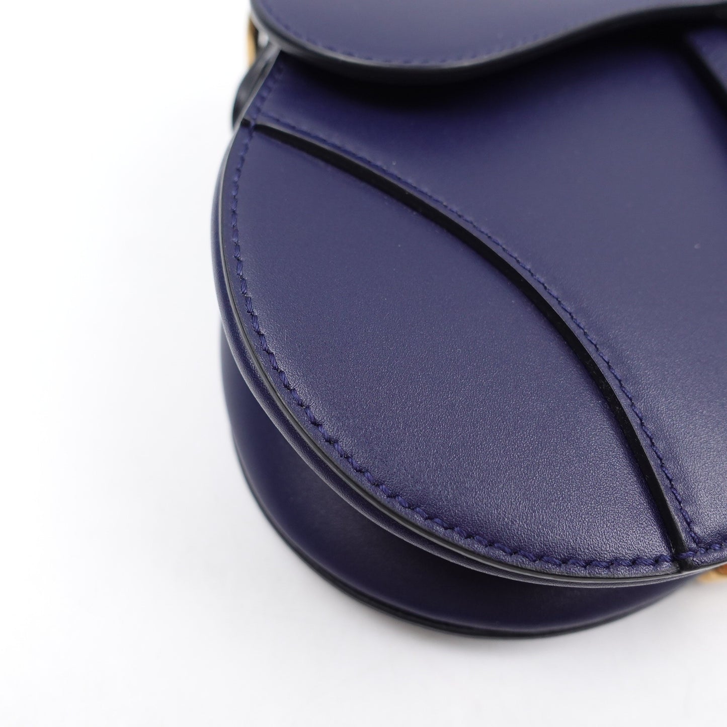 Pre-Owned Dior Saddle Navy Blue Calfskin Shoulder Bag T10202637