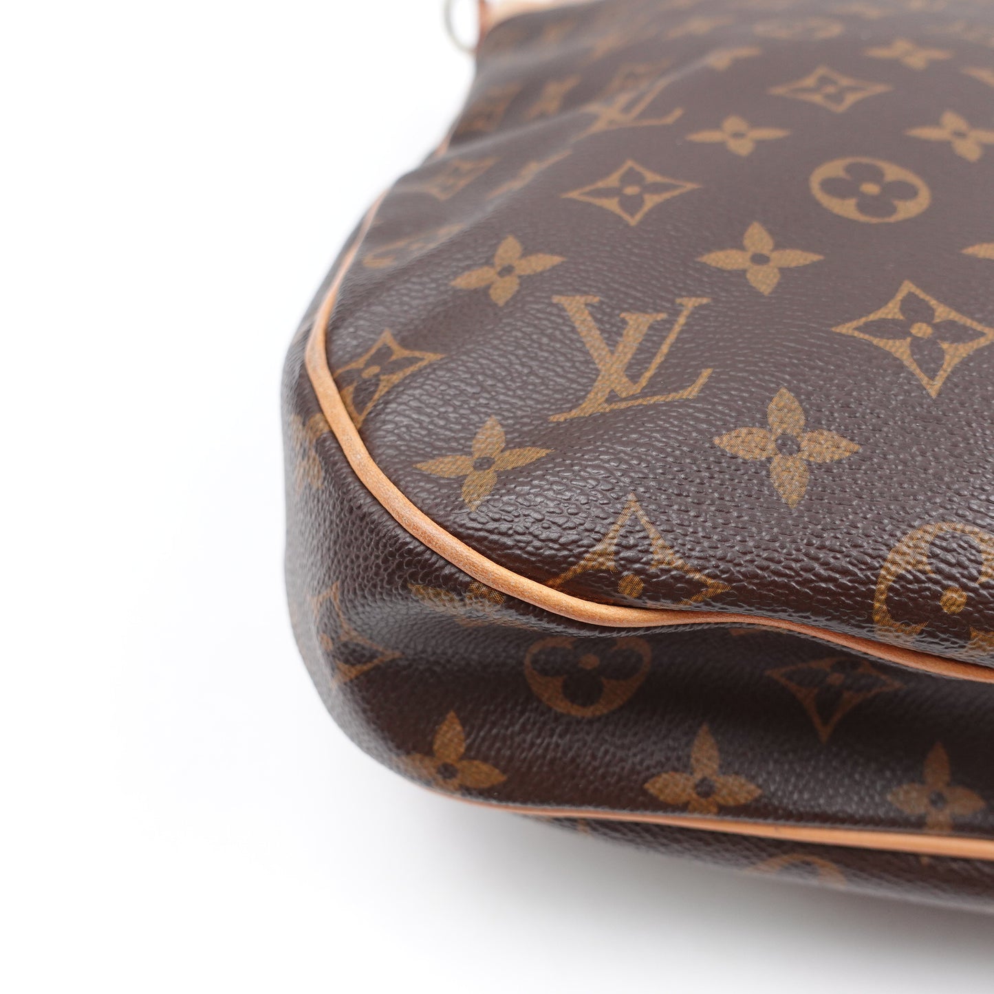 Pre-owned Louis Vuitton Odeon Monogram Coated Canvas Shoulder Bag