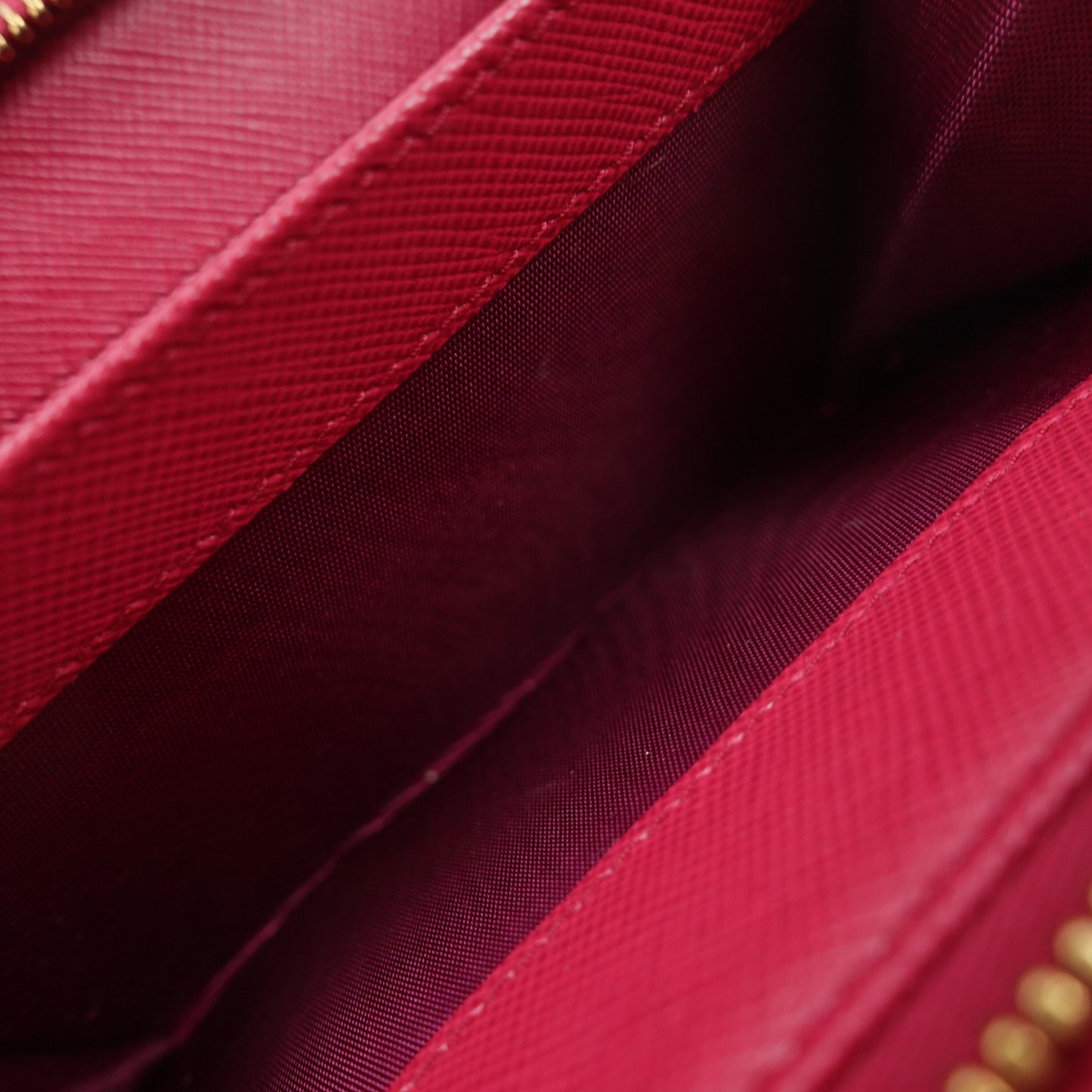 Pre-owned Prada Pink Saffiano Wallet