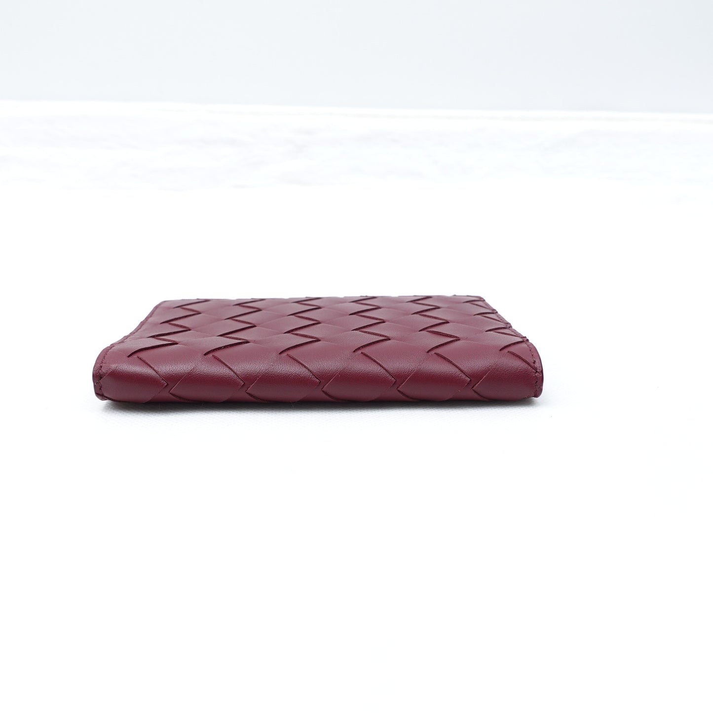 Pre-owned Bottega Veneta Burgundy Lambskin Passport Holder