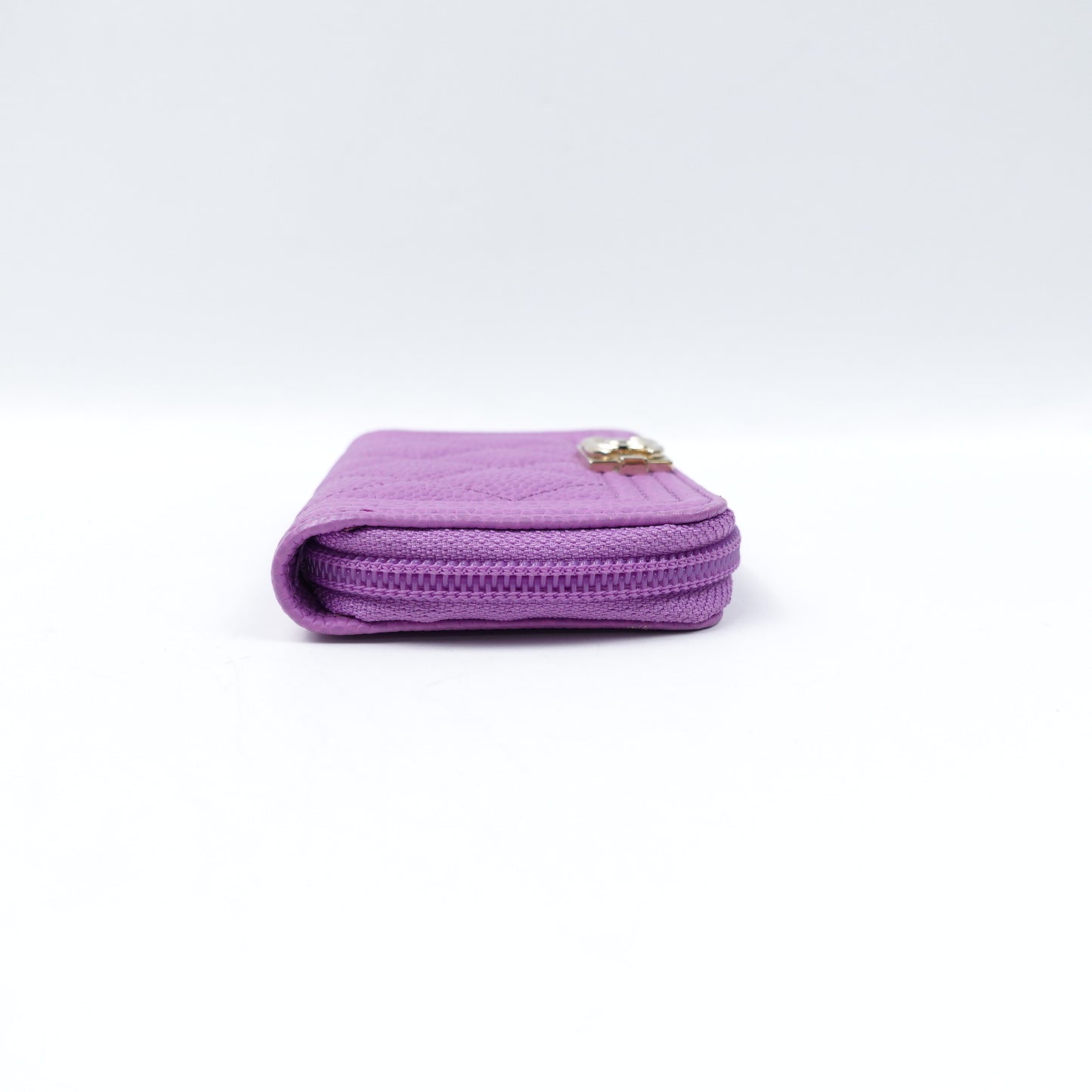 Pre-owned Chanel Leboy Purple Caviar Card Holder