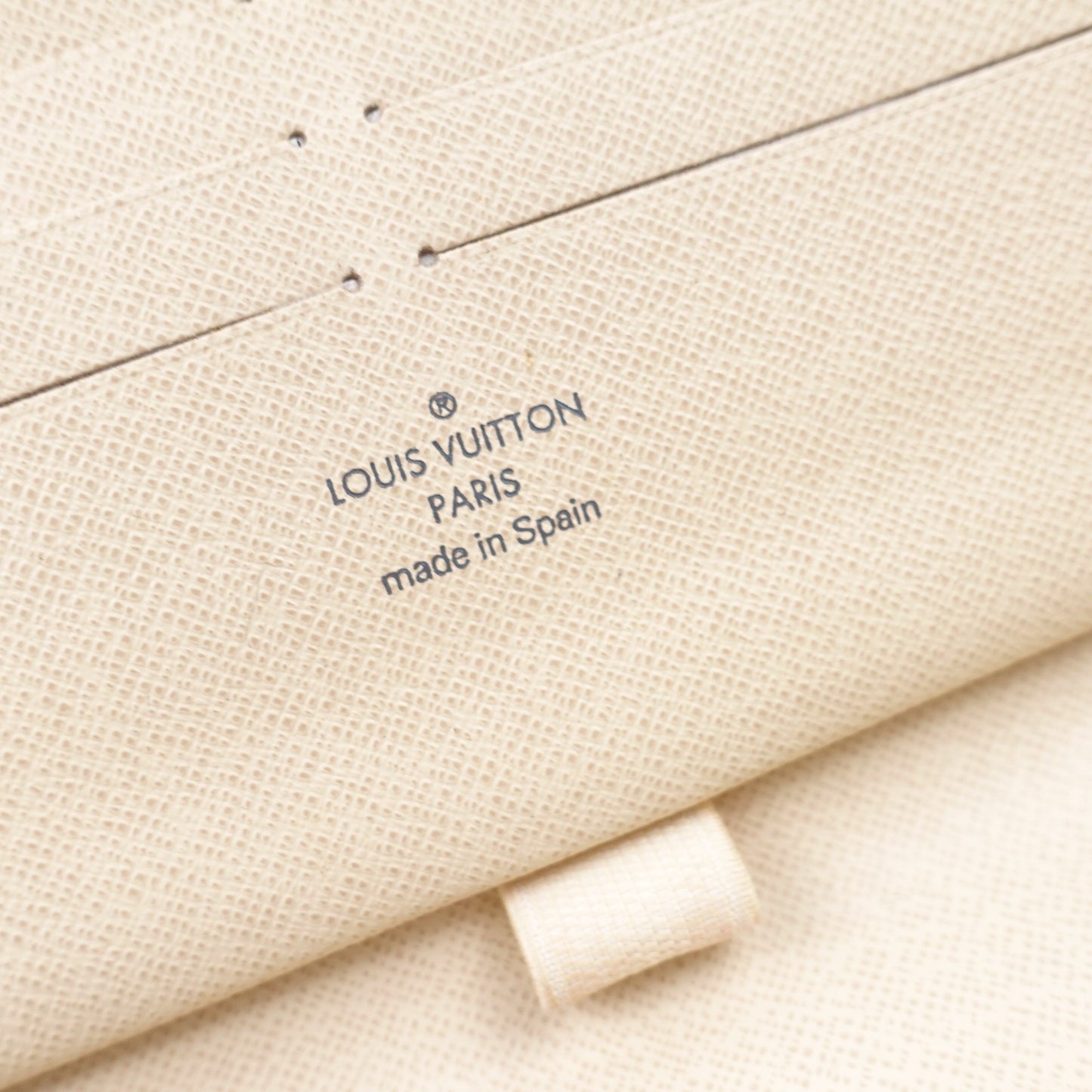 Pre-owned Louis Vuitton Damier Azur Coated Canvas Long Zippy Wallet