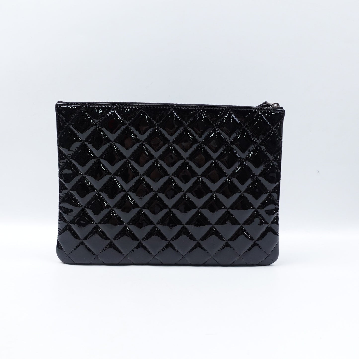 Pre-owned Chanel Black Patent Leather Clutch T10274513