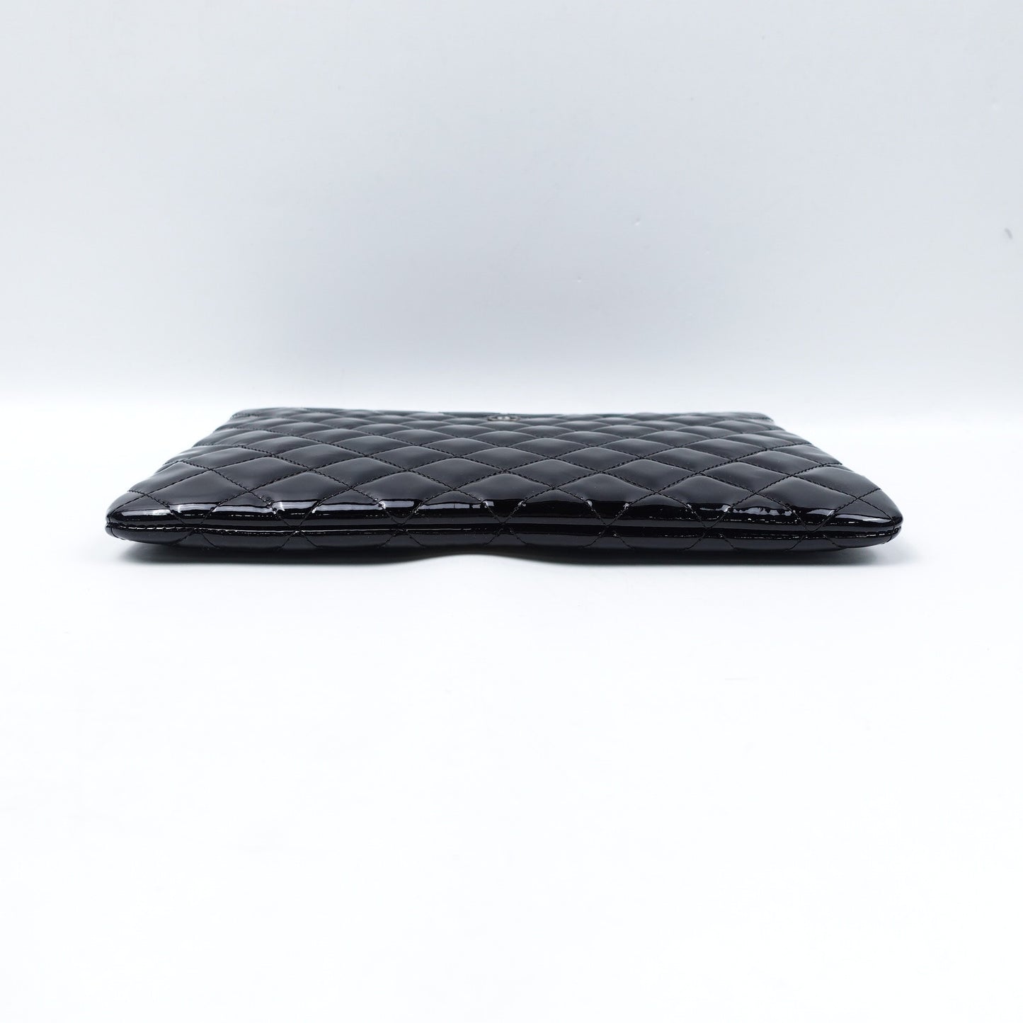 Pre-owned Chanel Black Patent Leather Clutch T10274513