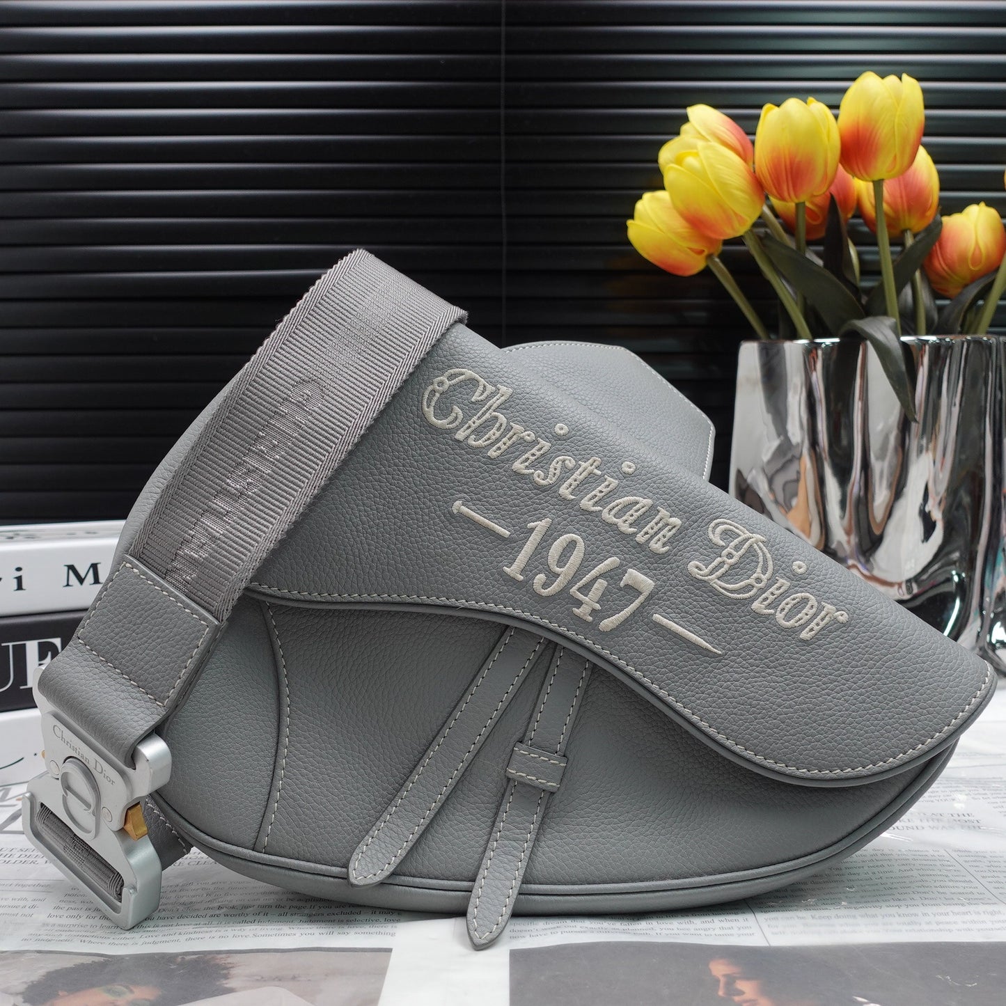 Pre-owned Dior Medium Saddle Grey Calfskin Shoulder Bag T10209622