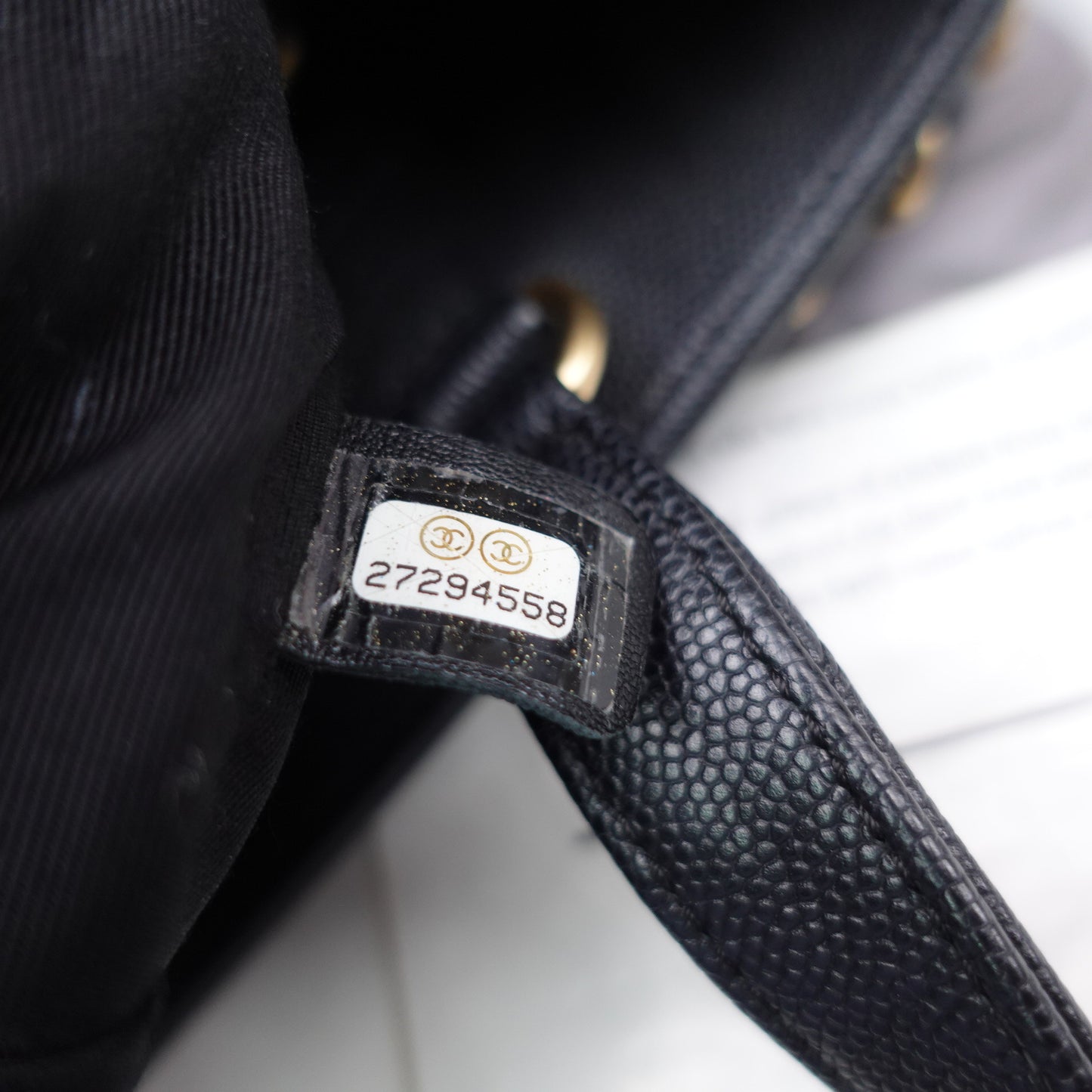 Pre-owned Chanel Cream Calfskin Shoulder Bag