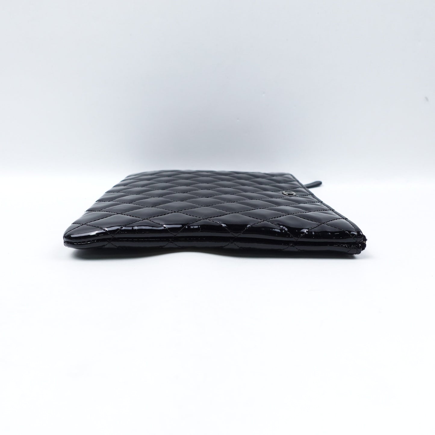 Pre-owned Chanel Black Patent Leather Clutch T10274513