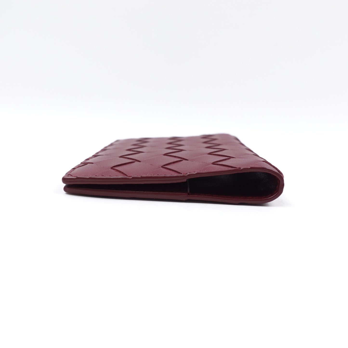 Pre-owned Bottega Veneta Burgundy Lambskin Passport Holder