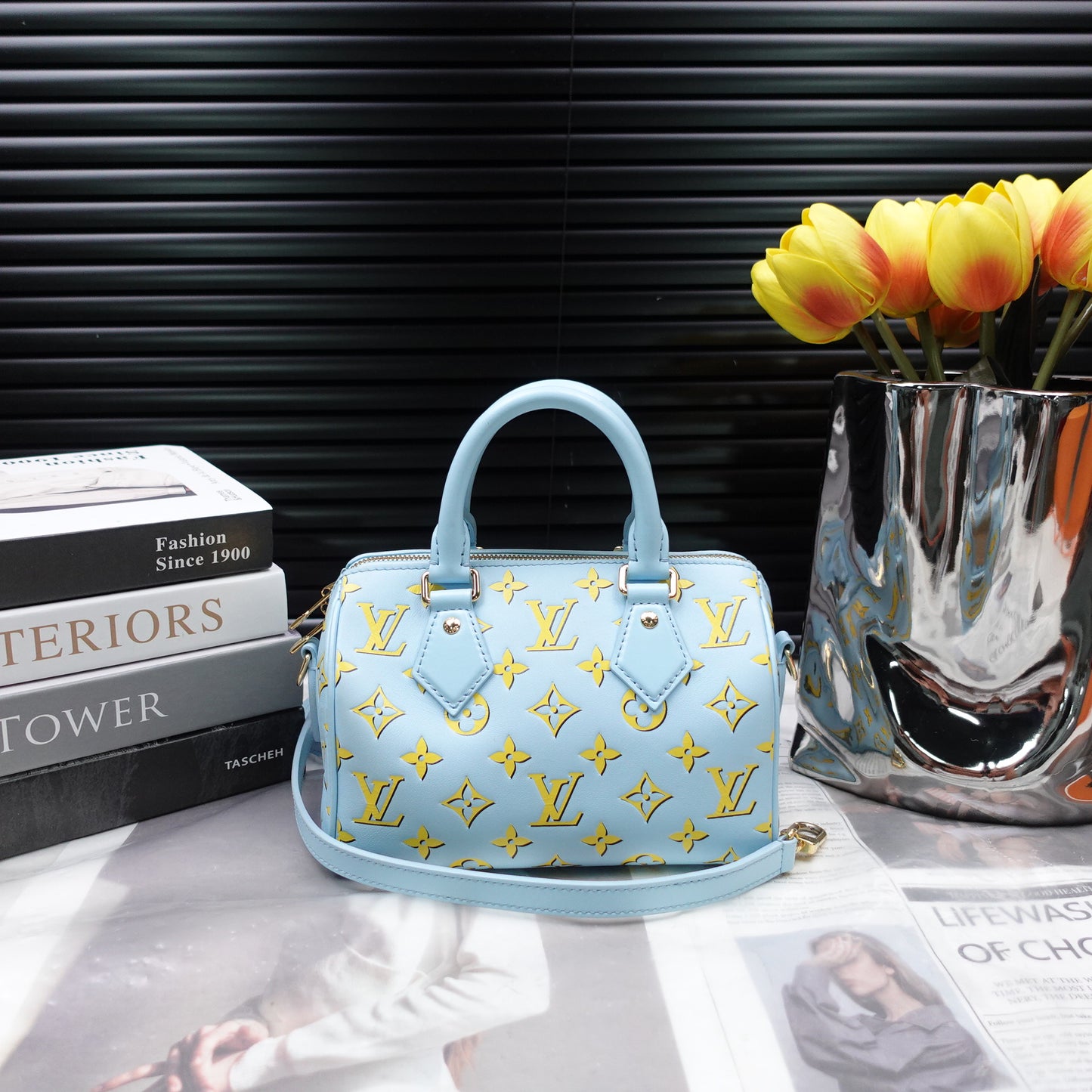 Pre-Owned Louis Vuitton Speedy 20 Blue&Yellow Calfskin Shoulder Bag