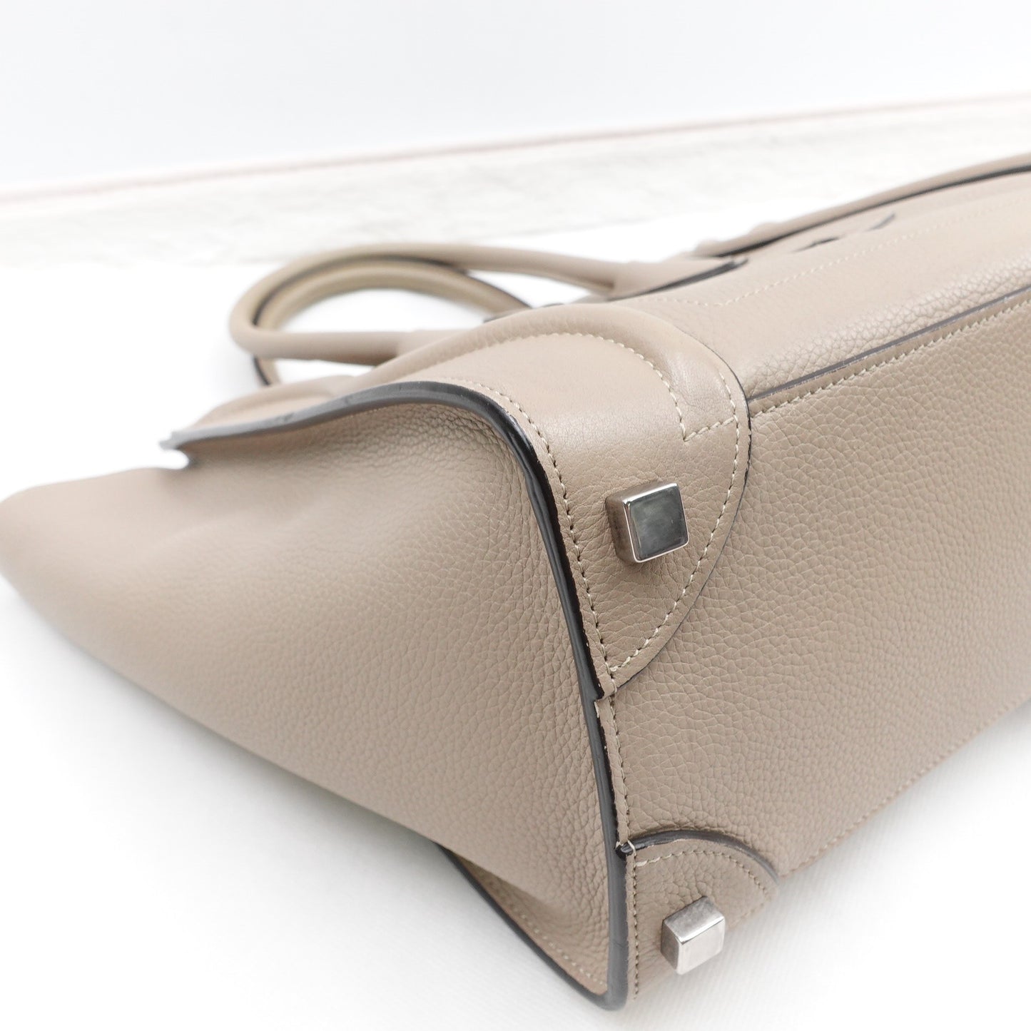 Pre-owned Celine Luggage Micro Brown Calfskin Shoulder Bag