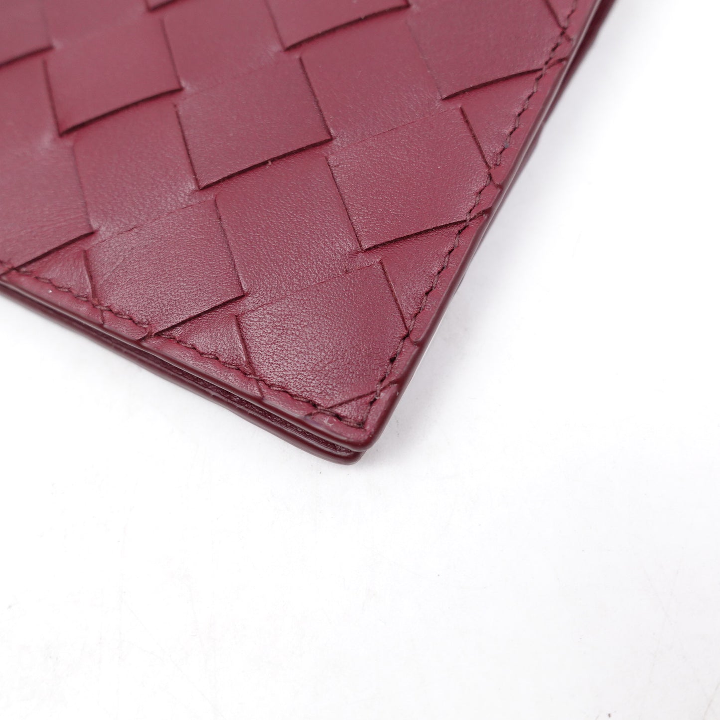 Pre-owned Bottega Veneta Burgundy Lambskin Passport Holder