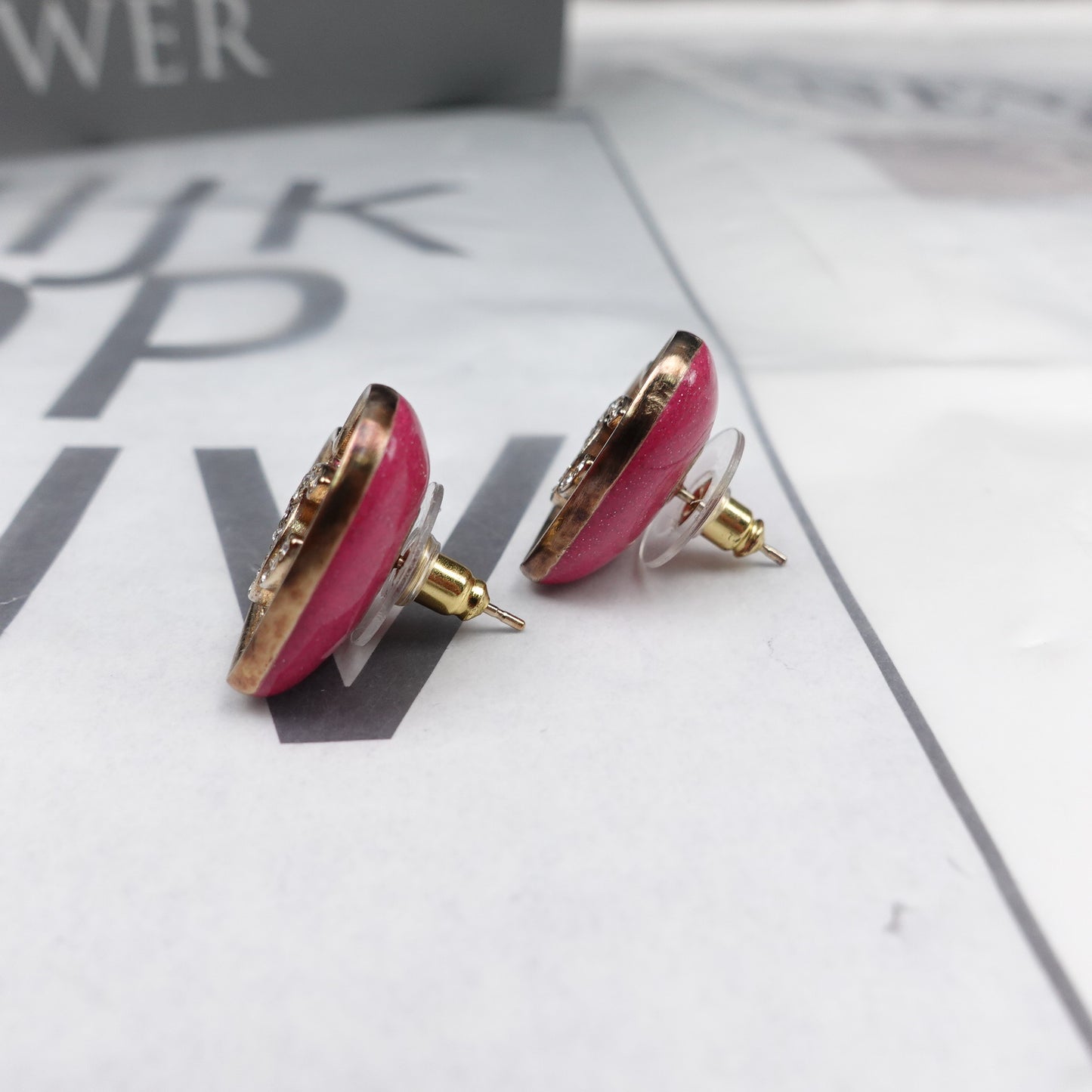 Pre-owned Chanel Pink Crystal Earrings