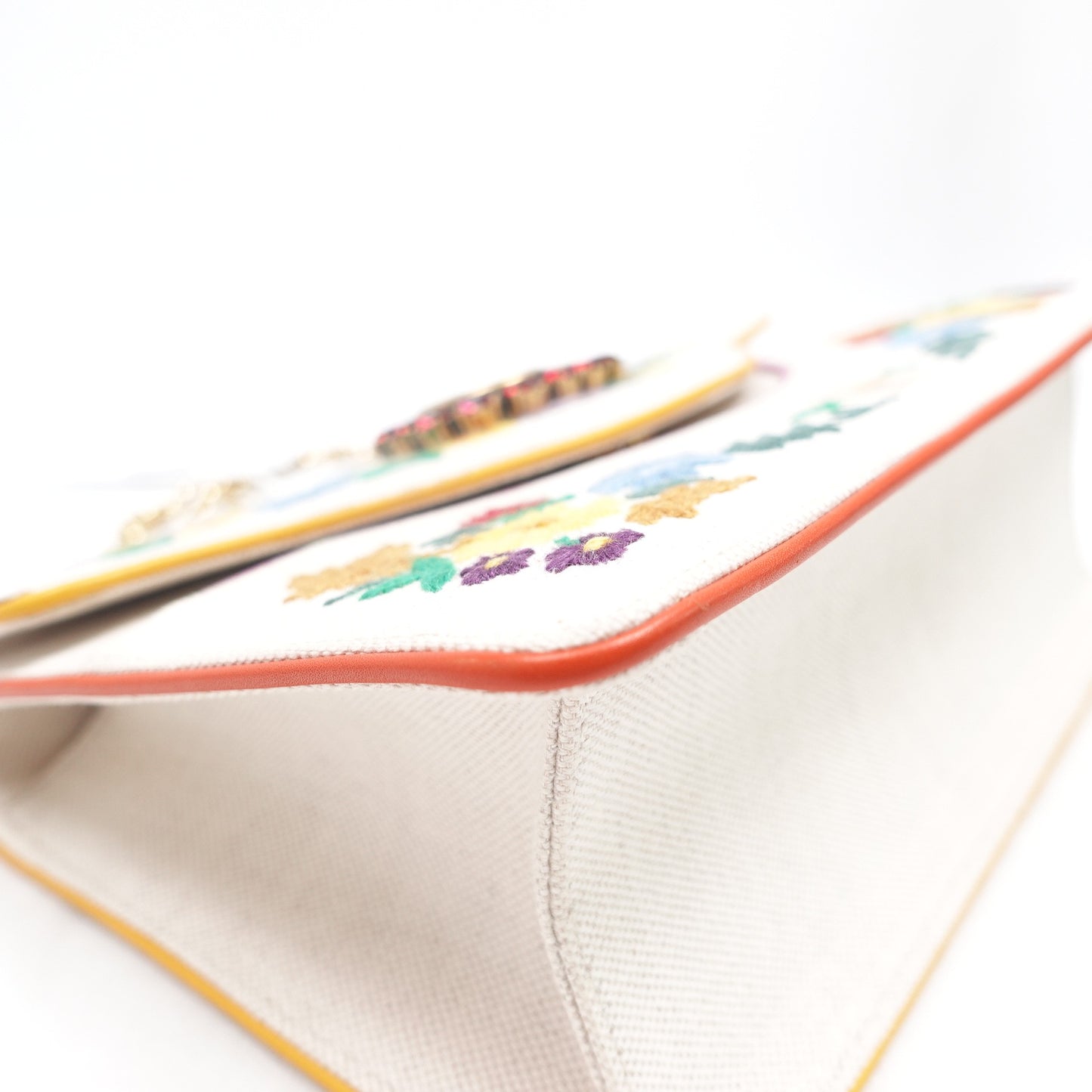 Pre-owned Gucci Linea Ricami Small Multicolor Embroidered Canvas Shoulder Bag