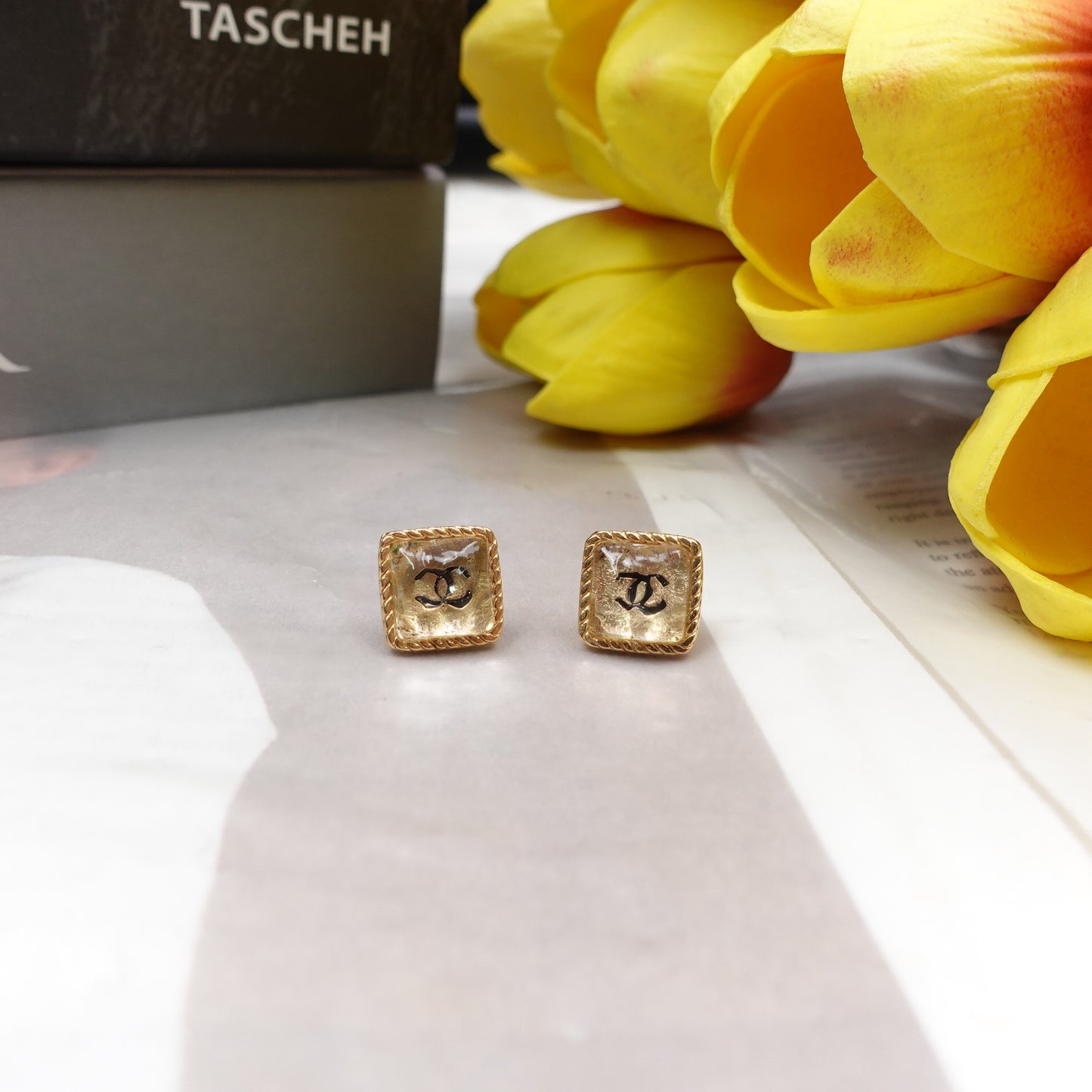 Pre-Owned Chanel Gold Tone Coloured Glaze Black Earrings