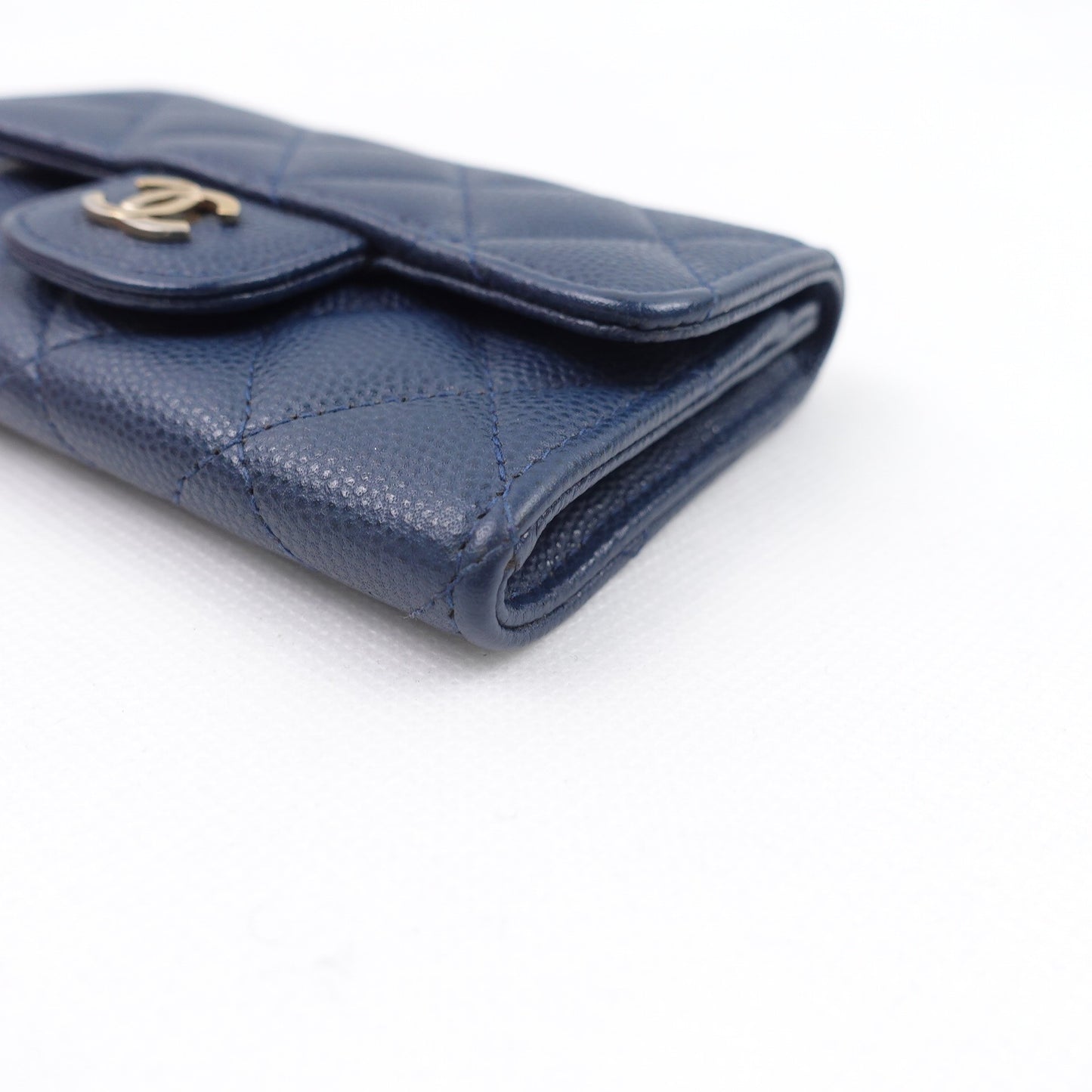 Pre-owned Chanel Classic Flap Blue Calfskin Short Wallet