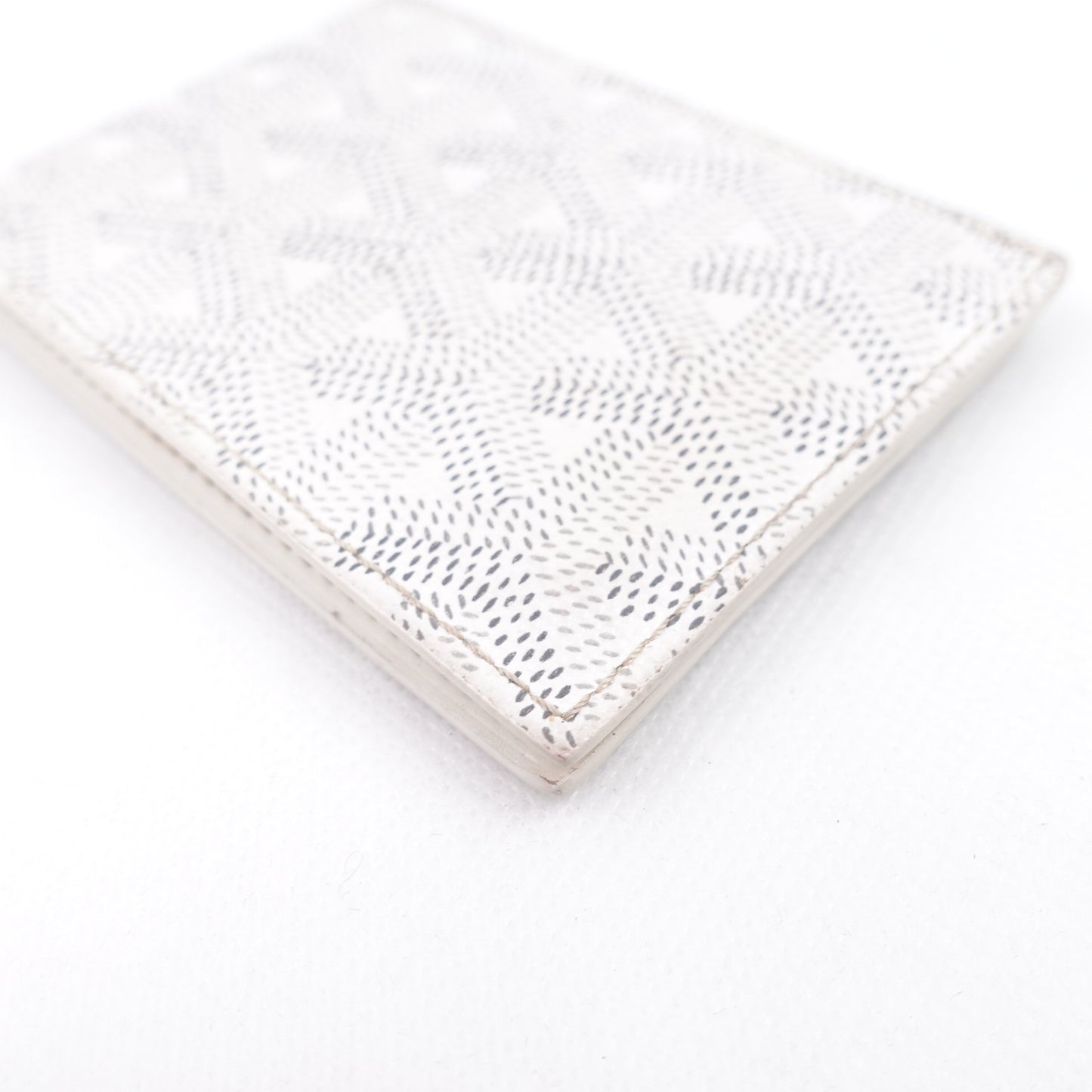 Pre-owned Goyard White Coated Canvas Bifold Wallet