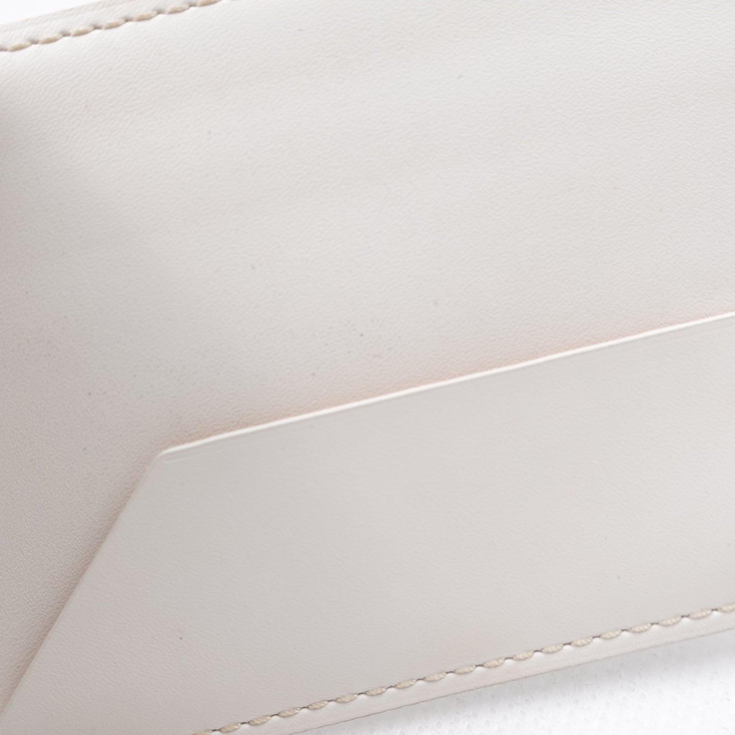 Pre-owned Goyard White Coated Canvas Bifold Wallet