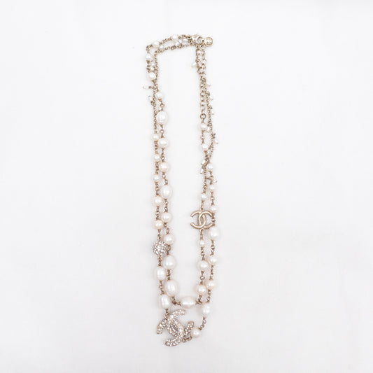Pre-owned Chanel Gold Pearl&Metal Necklace