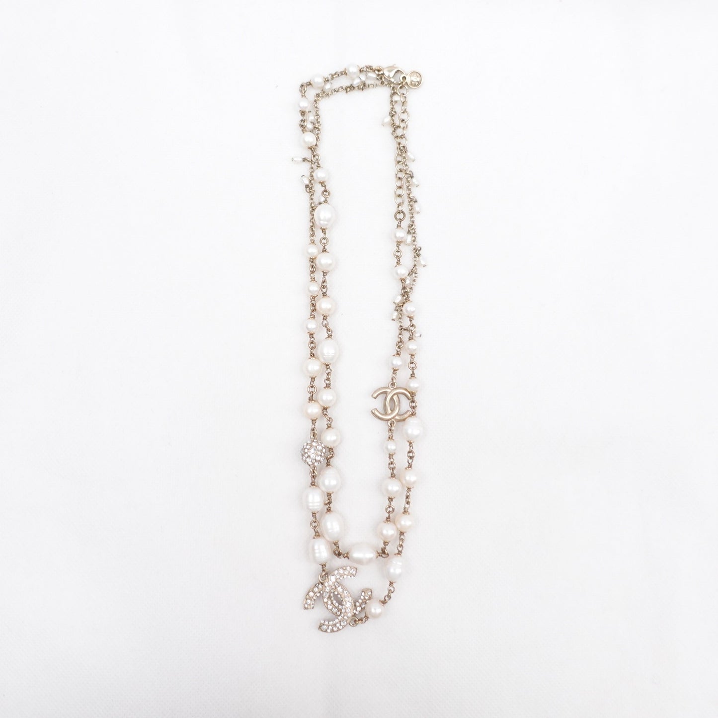 Pre-owned Chanel Gold Pearl&Metal Necklace