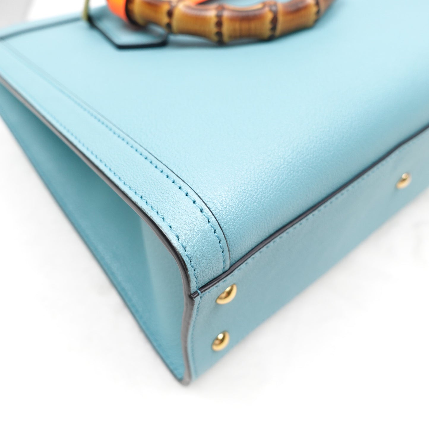 Pre-owned Gucci Diana Mint Green Calfskin Shoulder Bag