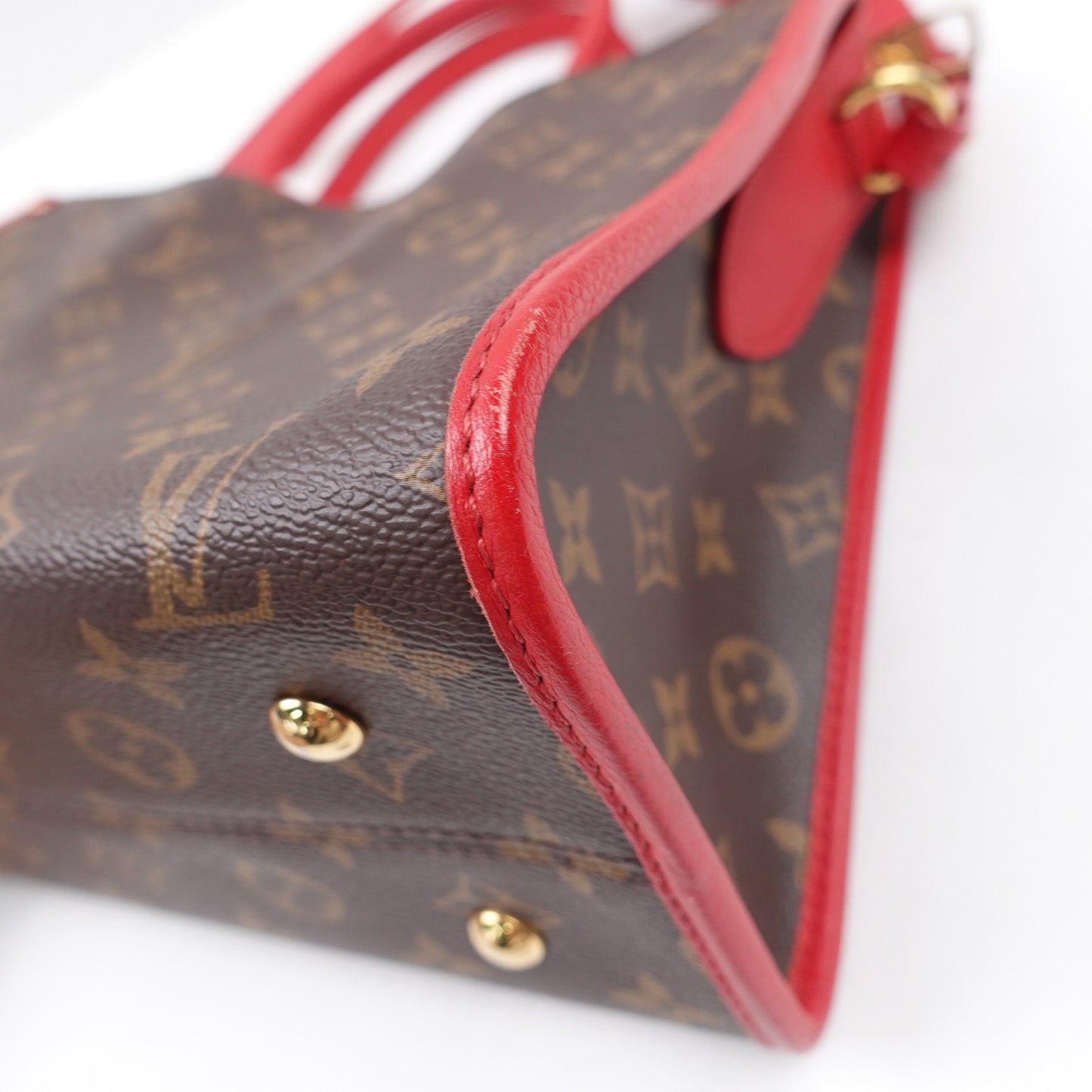 Pre-Owned Louis Vuitton Popincourt Monogram Coated Canvas Shoulder Bag T10302844